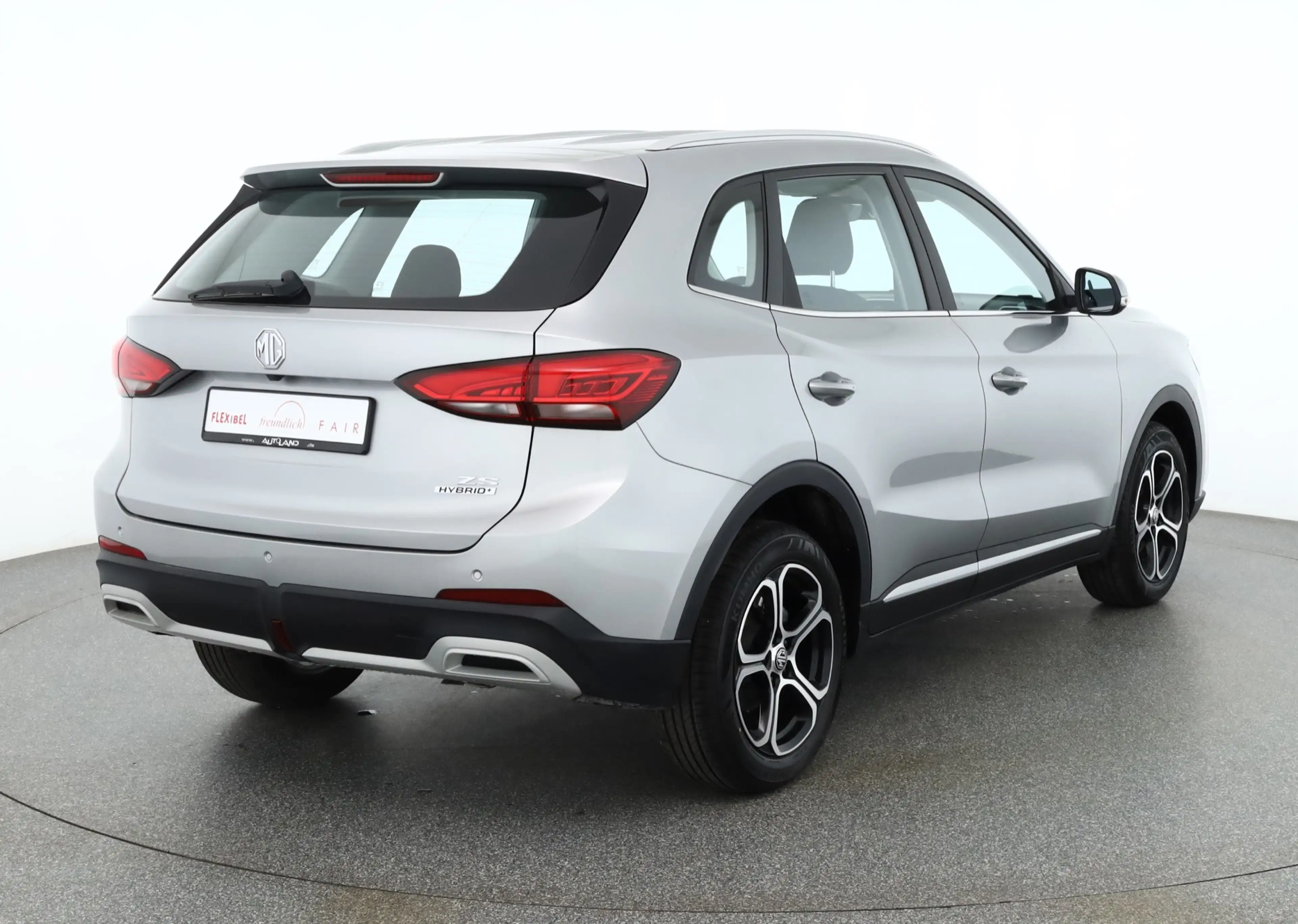 MG ZS 1.5 Hybrid Comfort Aut. LED ACC Navi Kamera — photo 5