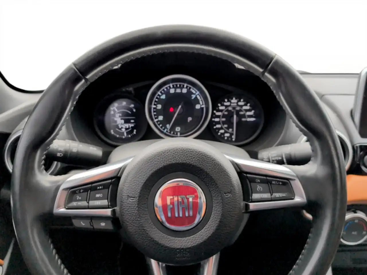 Fiat 124 Spider fotografie Fiat 124 Spider