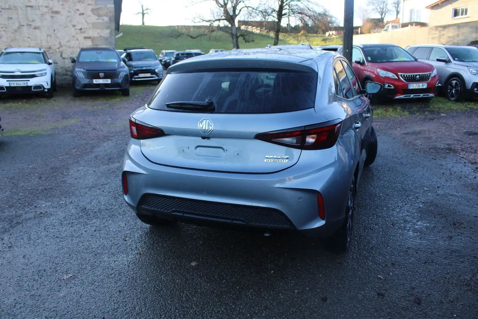 MG MG3 LUXURY 195CV HYBRIDE+ GPS 3D USB JA 16 CAMÉRA 360° FULL LED PK HIVER BOITE AUTO Grau - 2