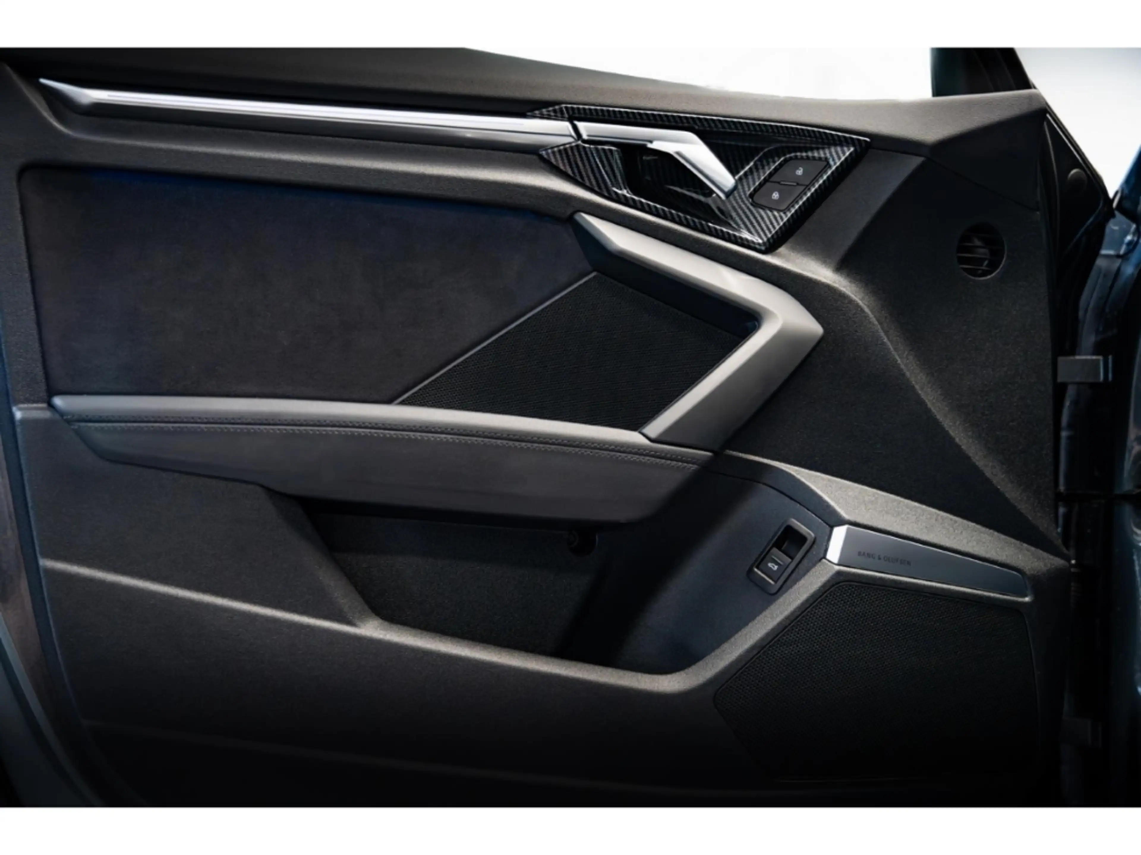 Audi RS3 Lim. 2.5 TFSI quattro Pano Matrix B&O ACC — photo 12