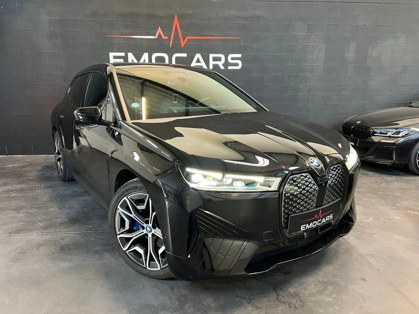 BMW iX XDRIVE 50 523 EDITION SPORT 111.5KWH Noir - 1