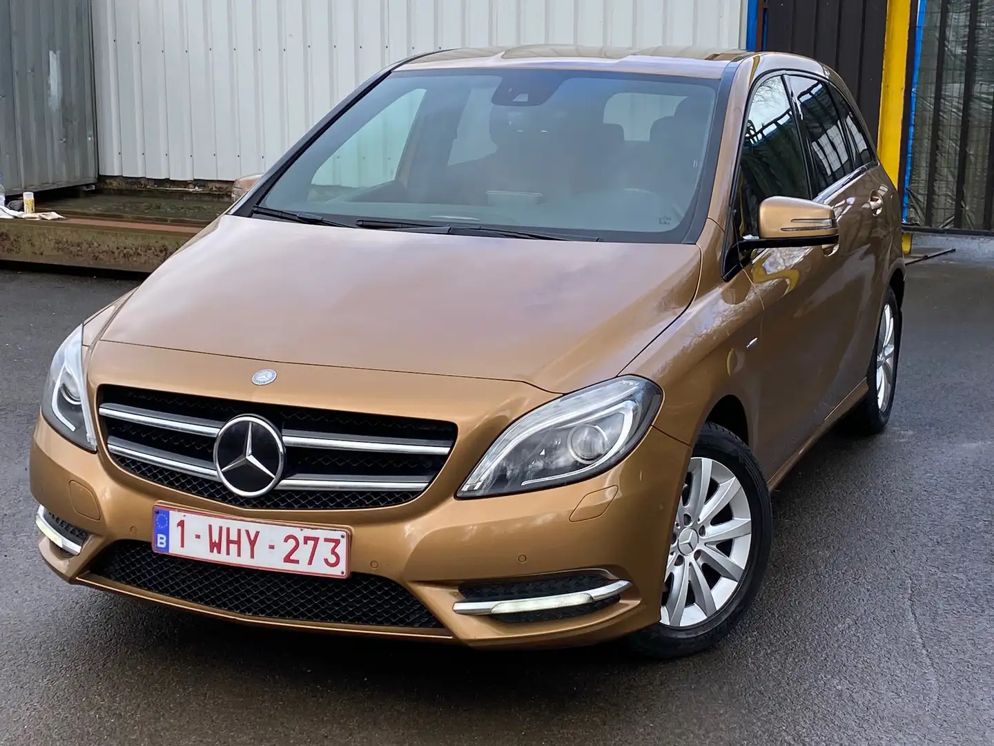 Mercedes-Benz B 180 B 180 CDI Essential Brons - 1