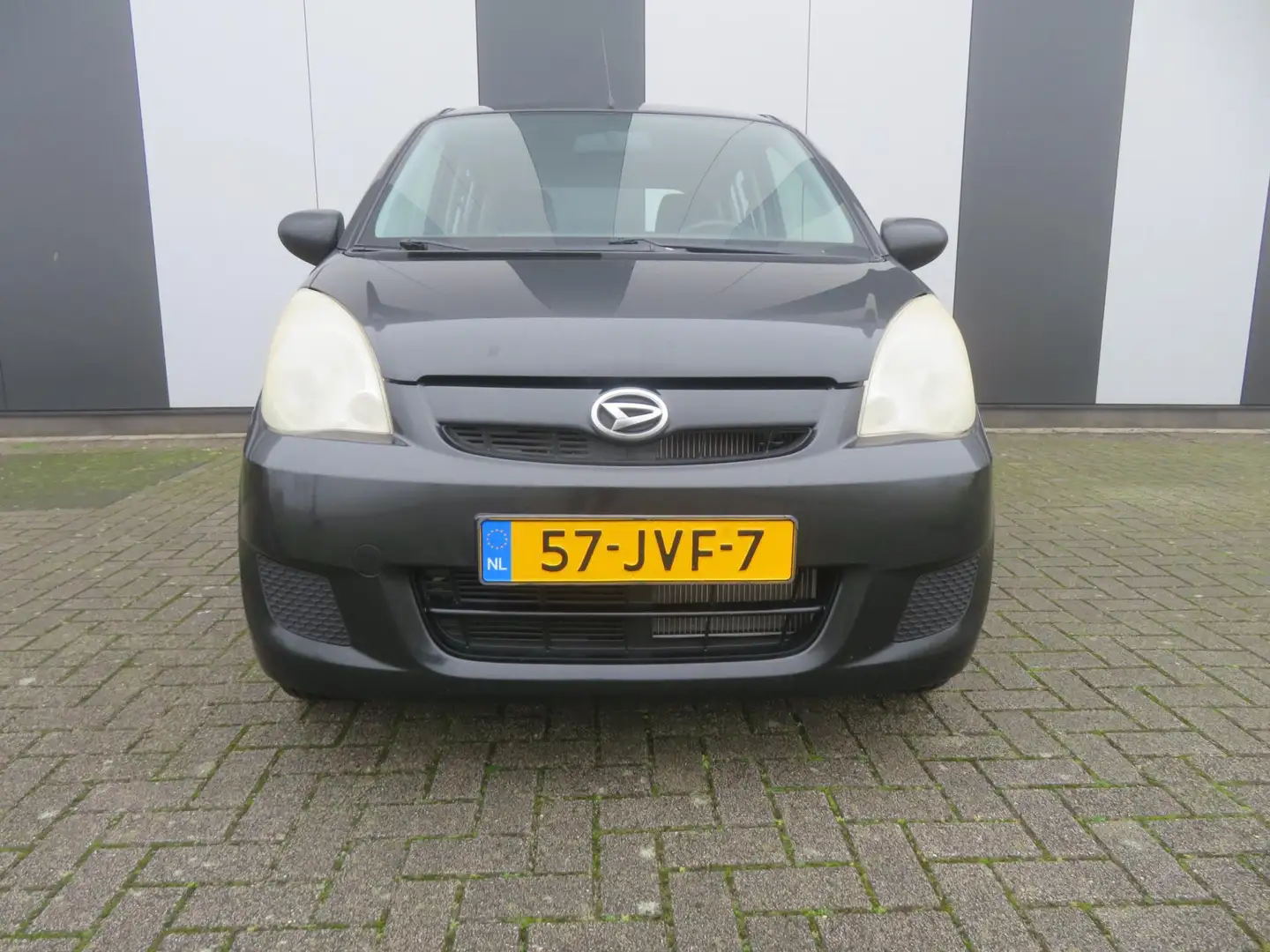 Daihatsu Cuore 1.0 Clever Schwarz - 2