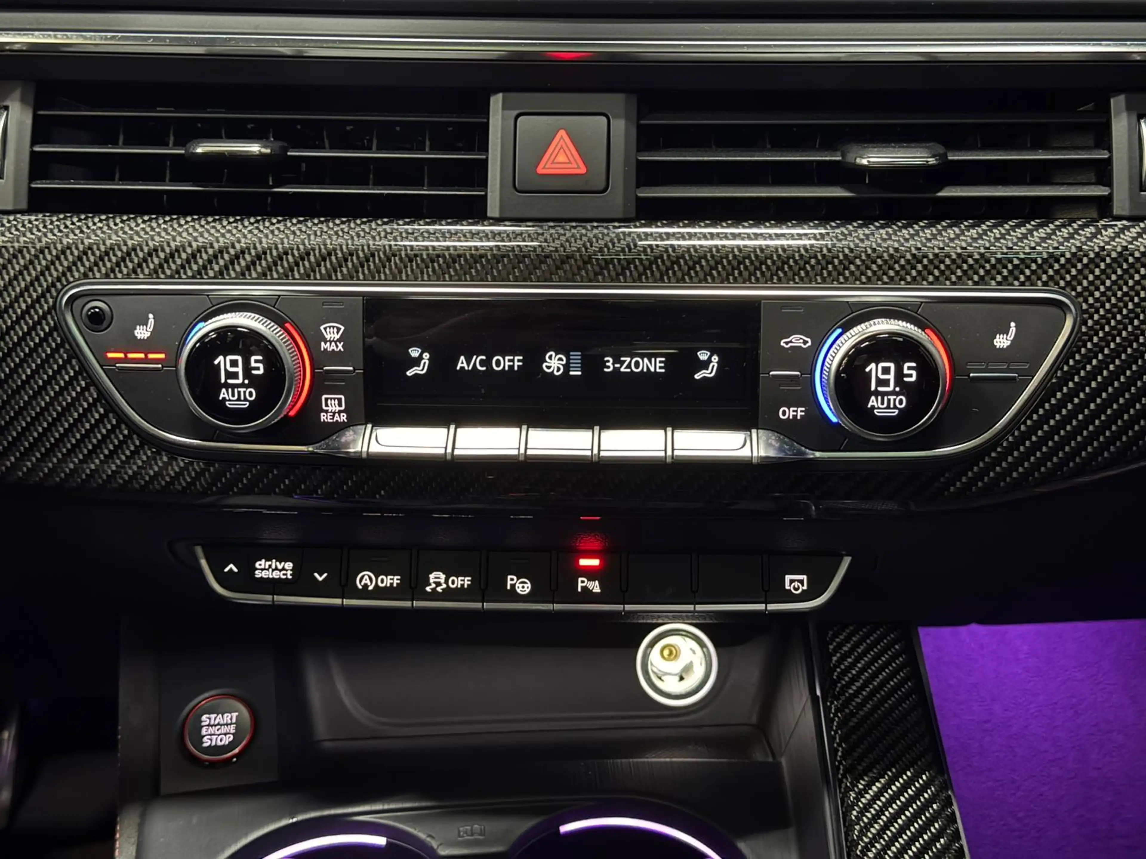 Audi RS4 Avant 2.9 TFSI quattro Pano|HUD|Carbon|B&O — photo 18