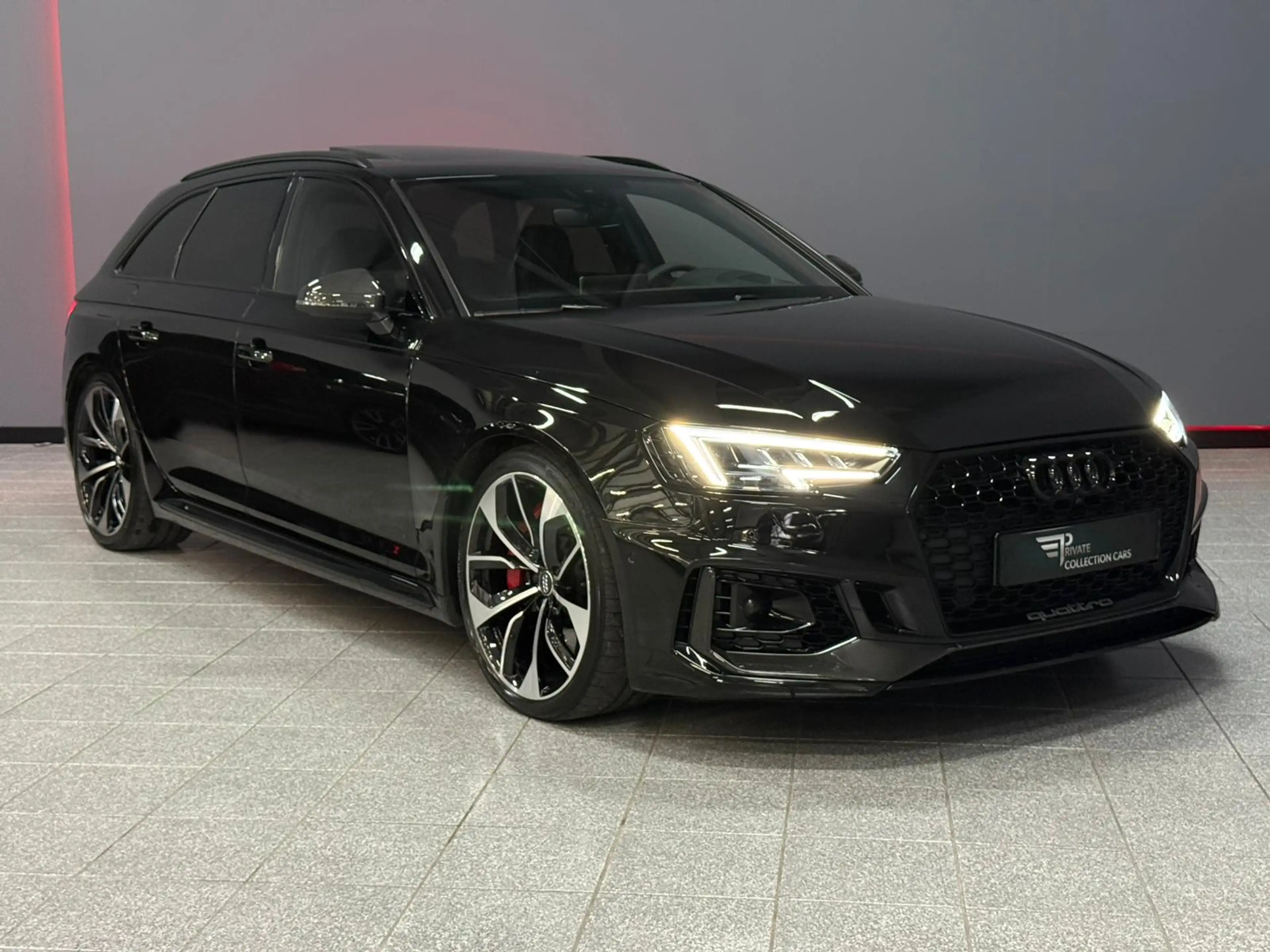 Audi RS4 Avant 2.9 TFSI quattro Pano|HUD|Carbon|B&O — photo 26