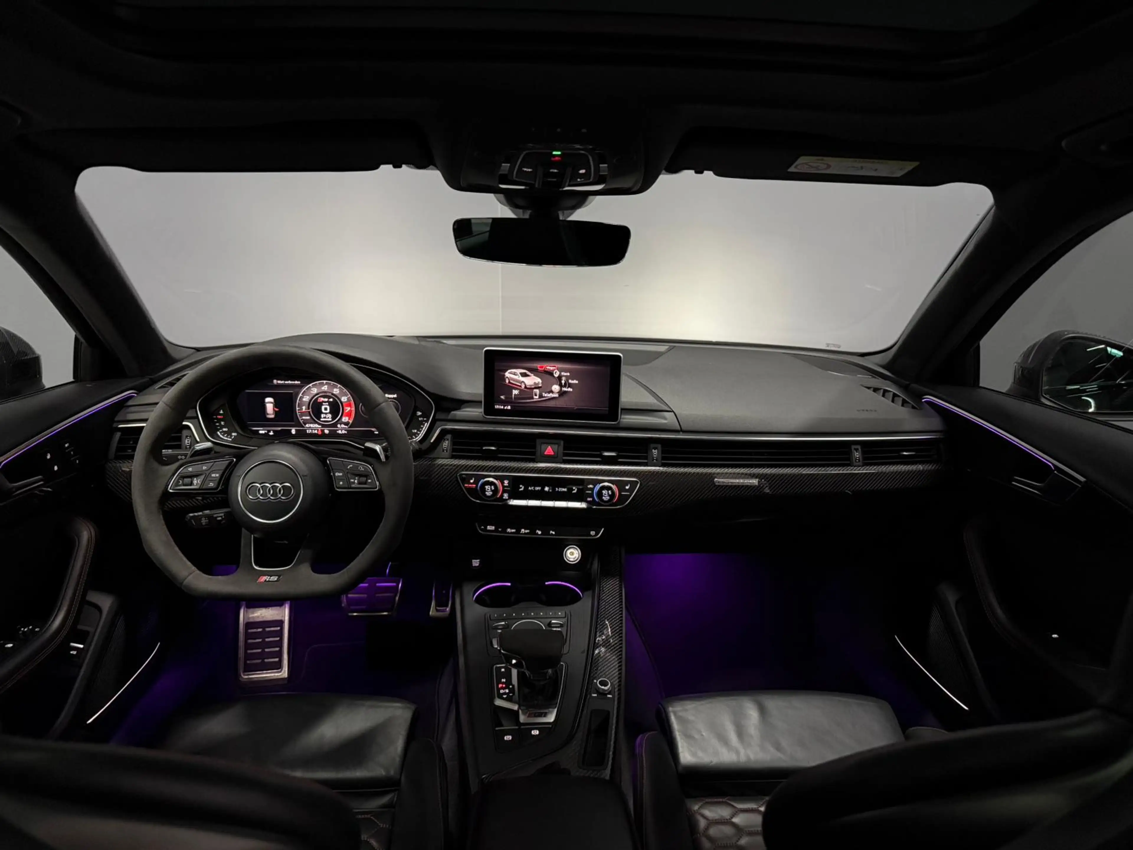 Audi RS4 Avant 2.9 TFSI quattro Pano|HUD|Carbon|B&O — photo 14