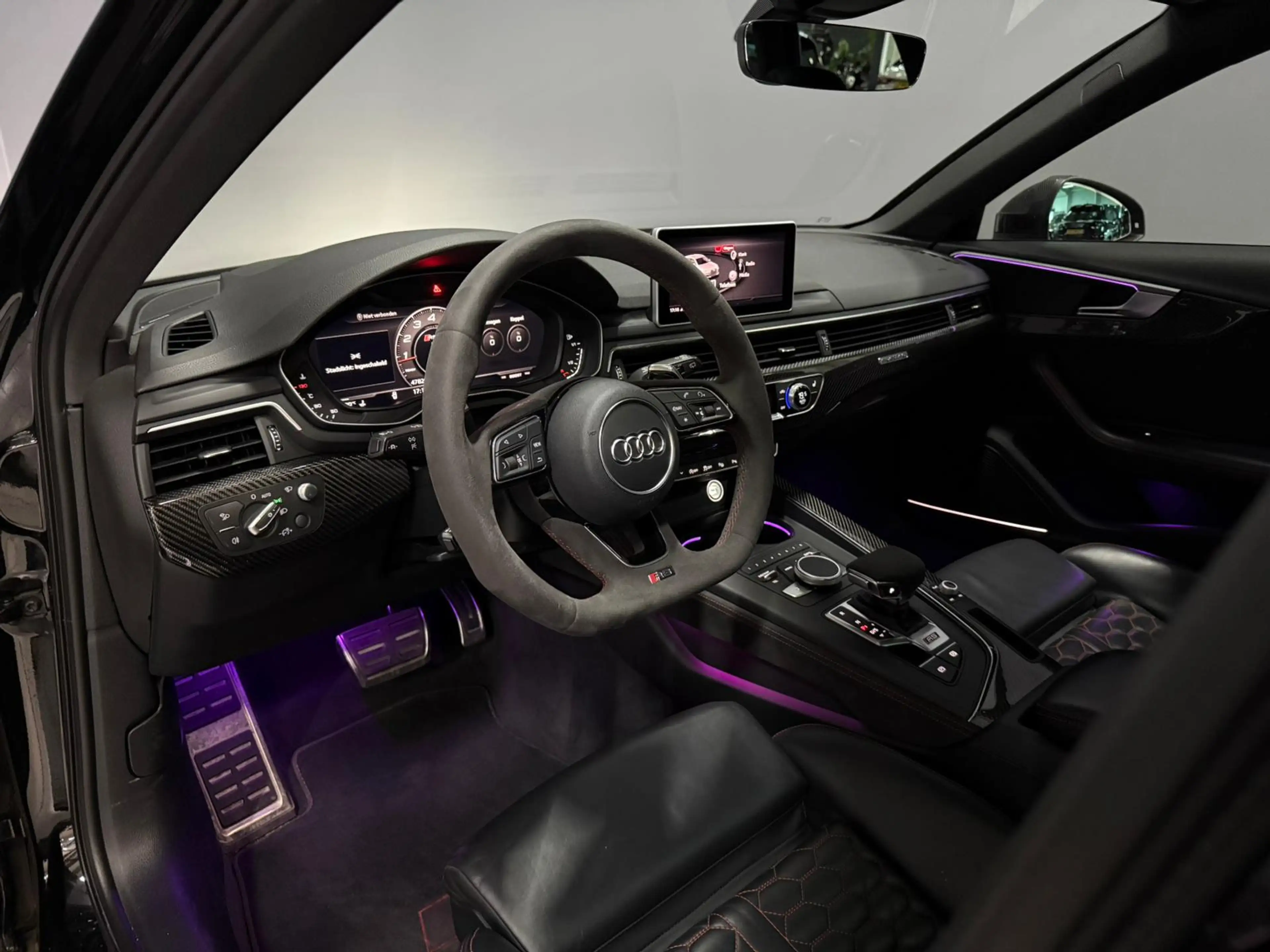 Audi RS4 Avant 2.9 TFSI quattro Pano|HUD|Carbon|B&O — photo 13