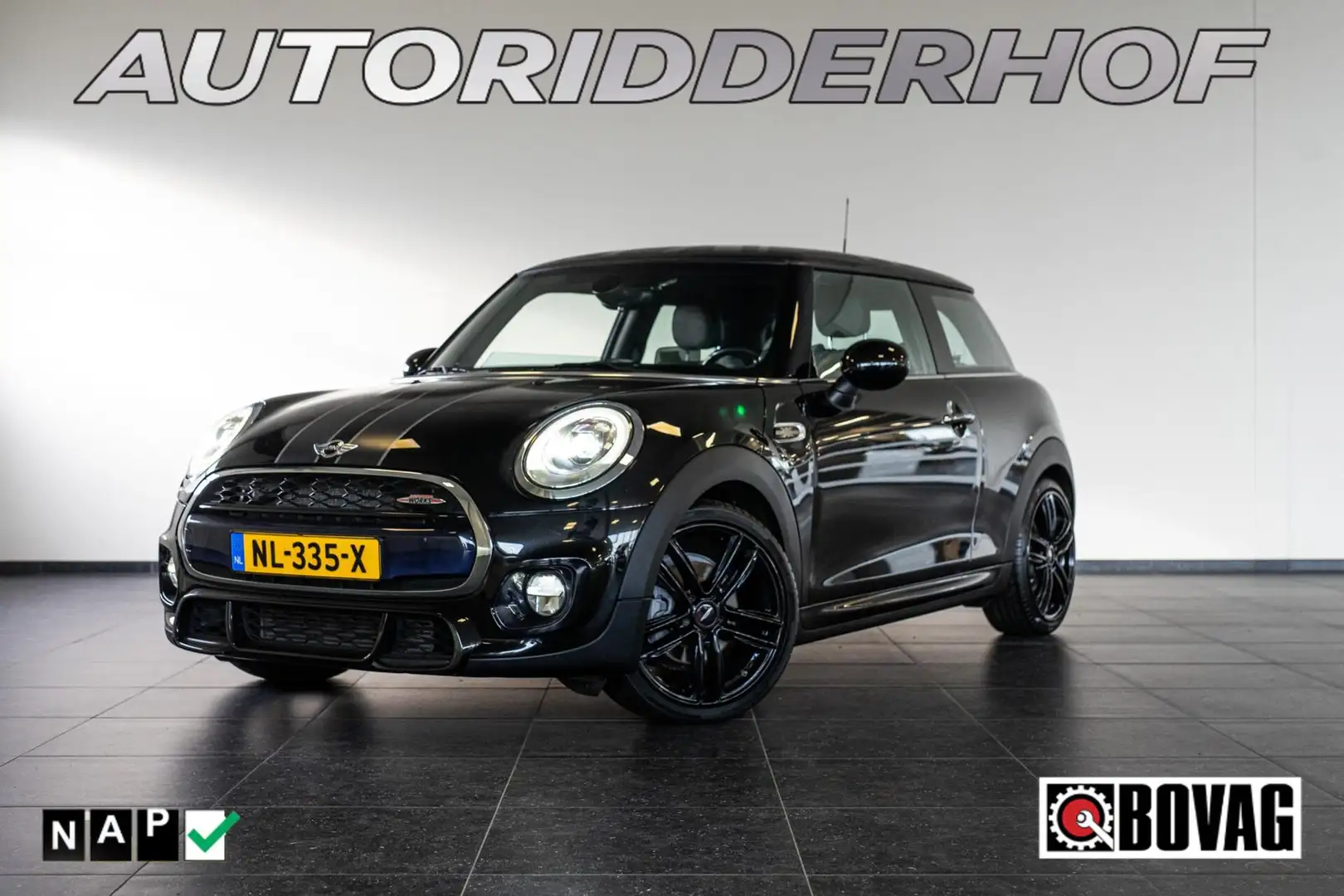 MINI John Cooper Works 1.5 Kings Cross | JCW | Navi | Keyless | PDC | HK Noir - 1