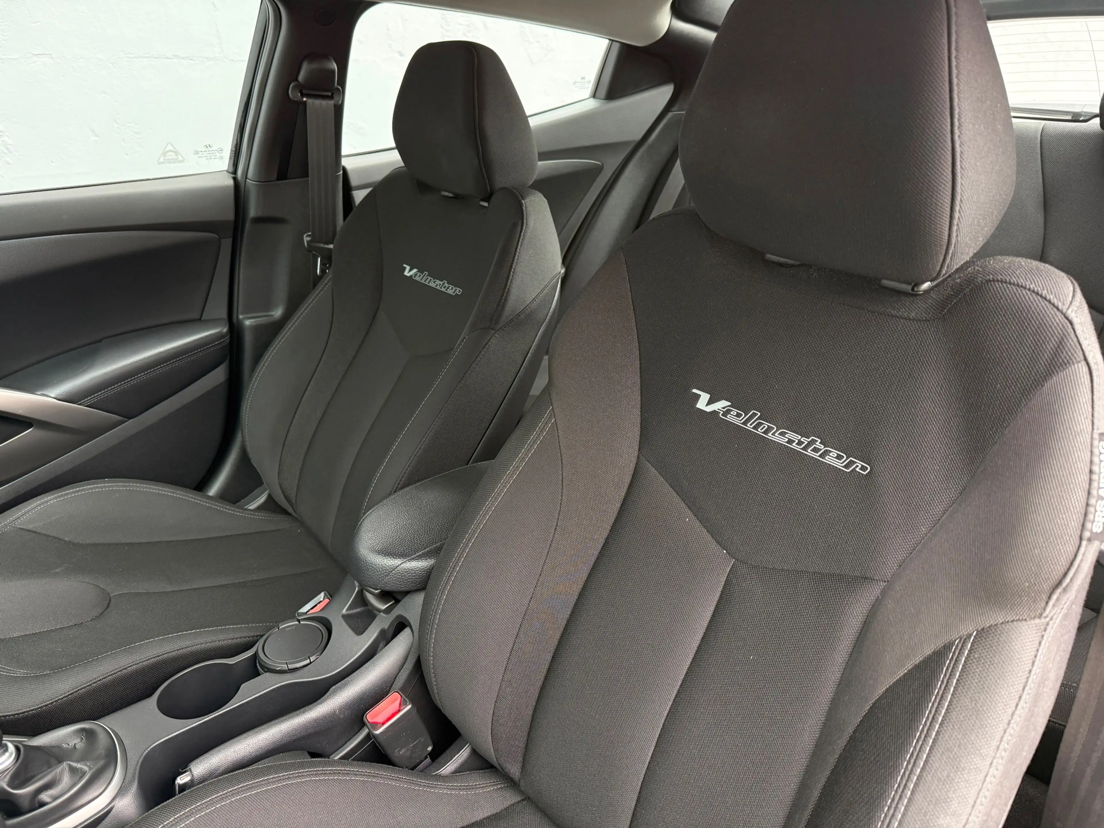 Hyundai VELOSTER 1.6 GDI i-Motion - Dealer Onderhouden — photo 8