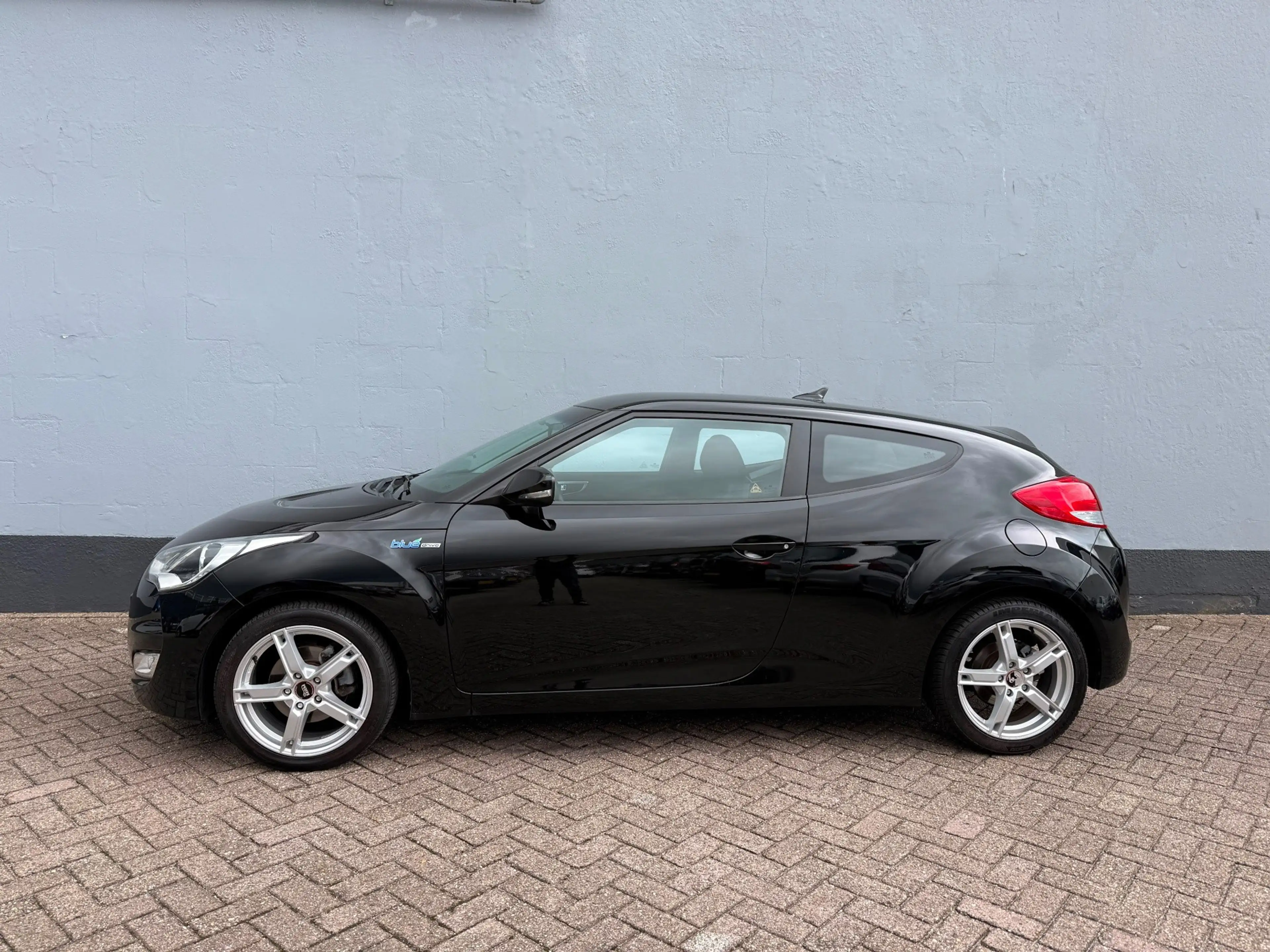 Hyundai VELOSTER 1.6 GDI i-Motion - Dealer Onderhouden — photo 2