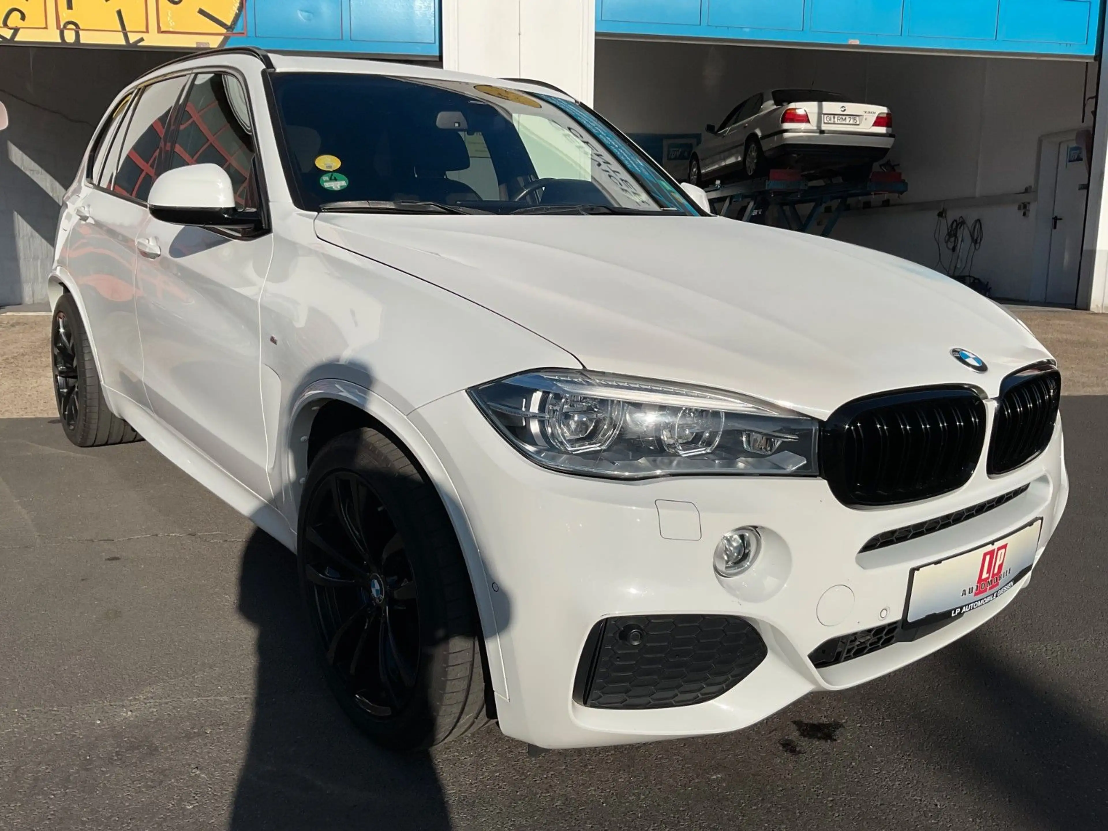 BMW X5 xDrive 40 d M-Paket Standh. LEDER HUD AHK ACC — photo 3