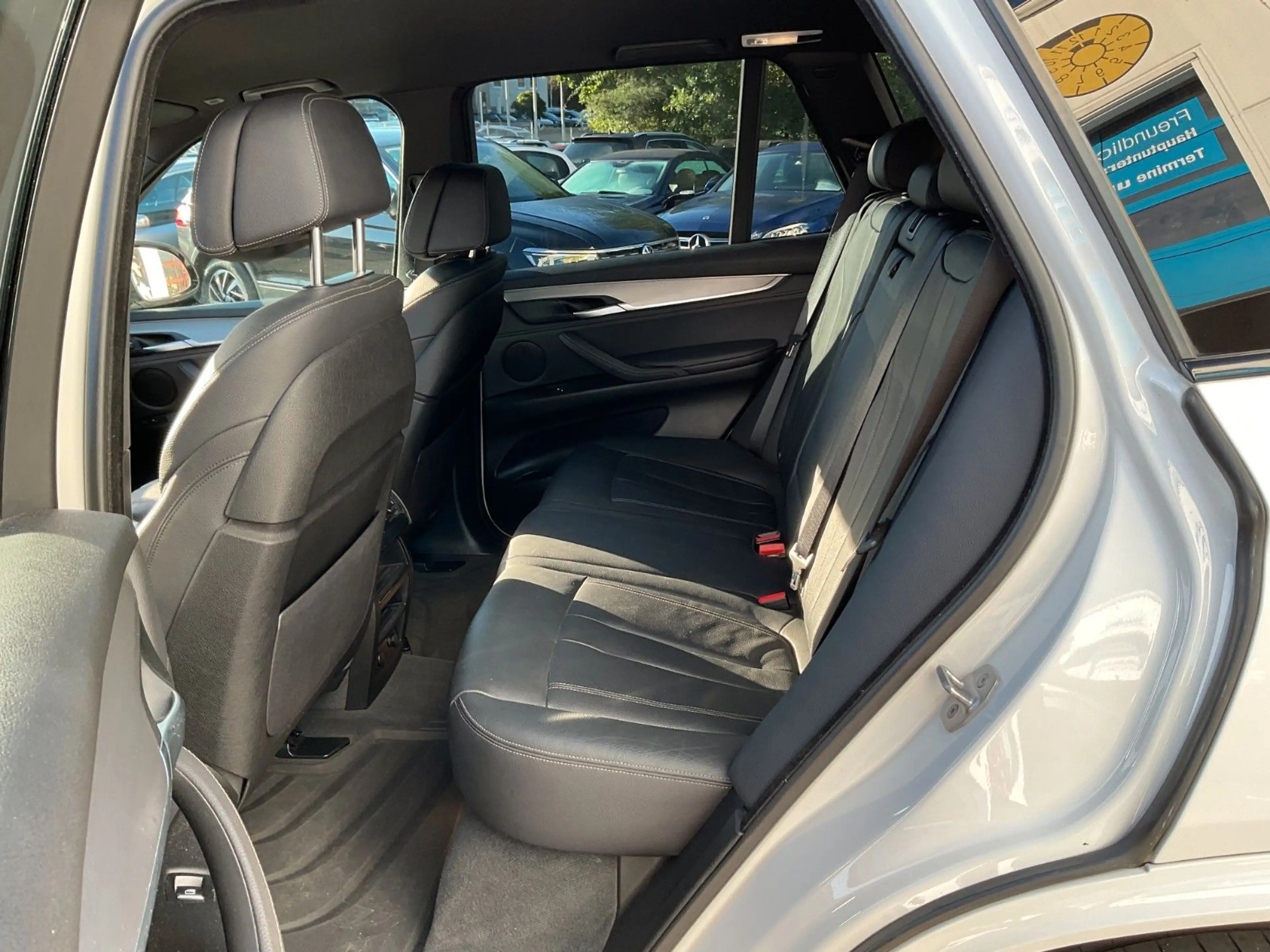 BMW X5 xDrive 40 d M-Paket Standh. LEDER HUD AHK ACC — photo 10