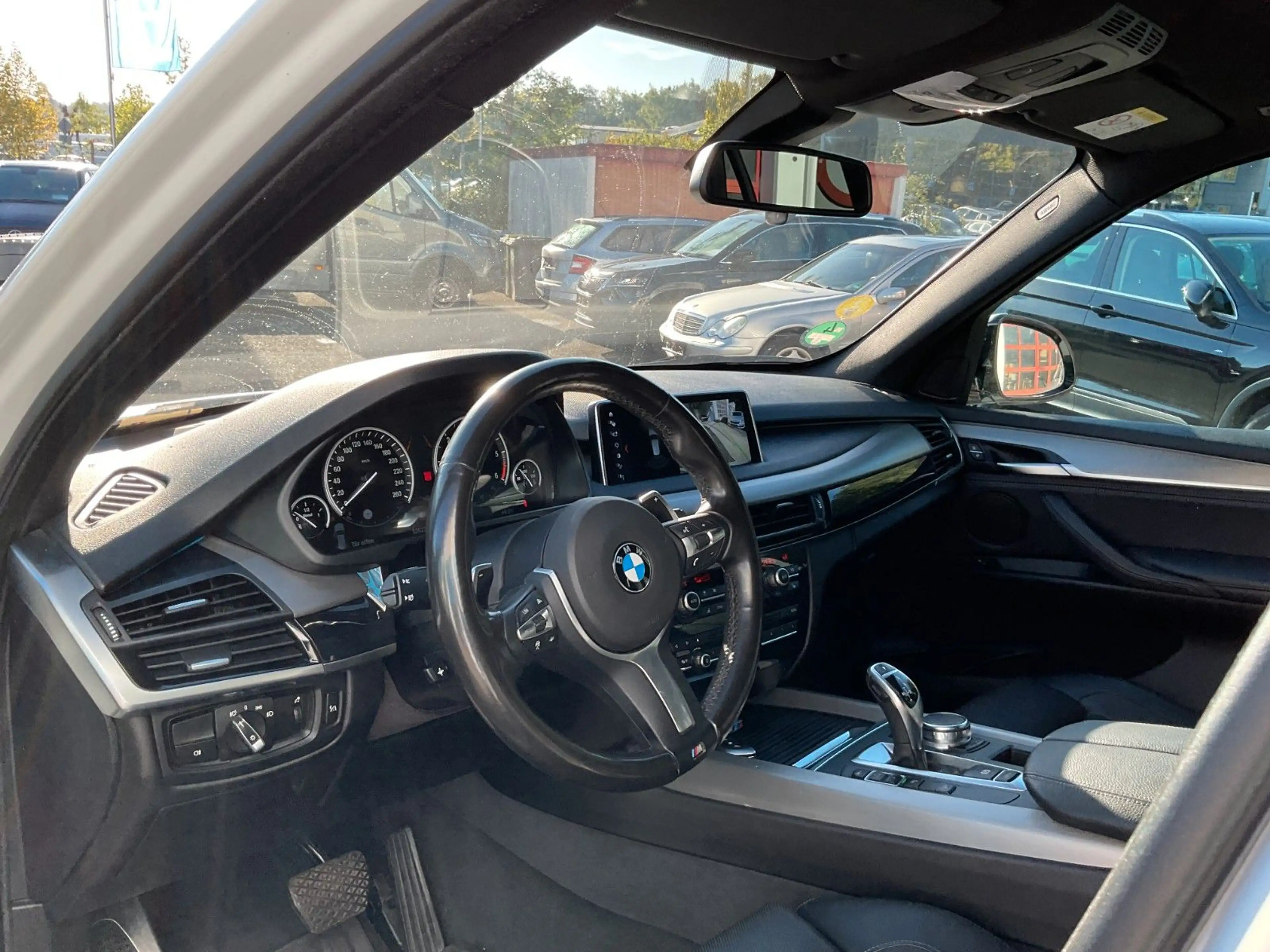 BMW X5 xDrive 40 d M-Paket Standh. LEDER HUD AHK ACC — photo 12