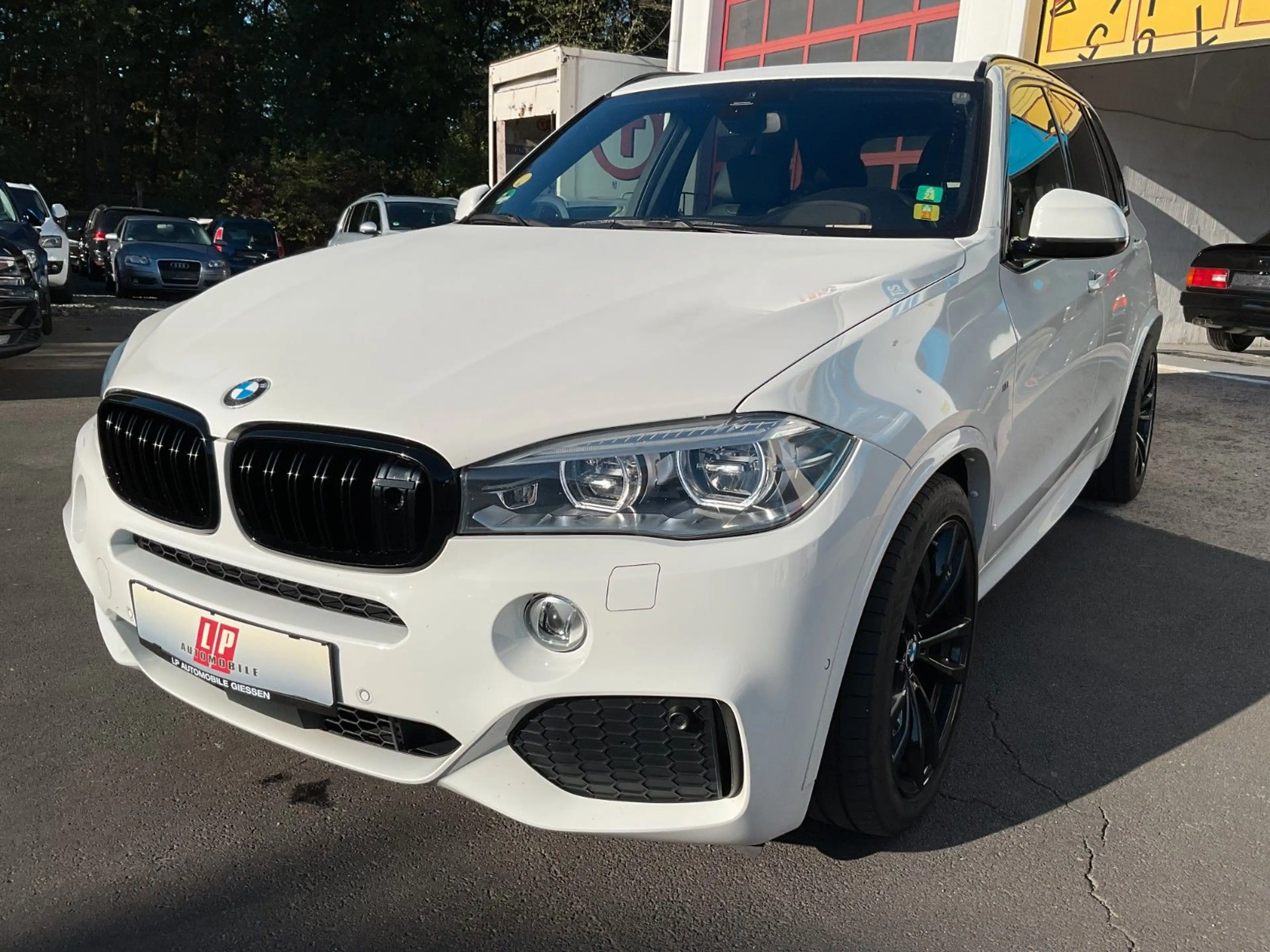 BMW X5 xDrive 40 d M-Paket Standh. LEDER HUD AHK ACC