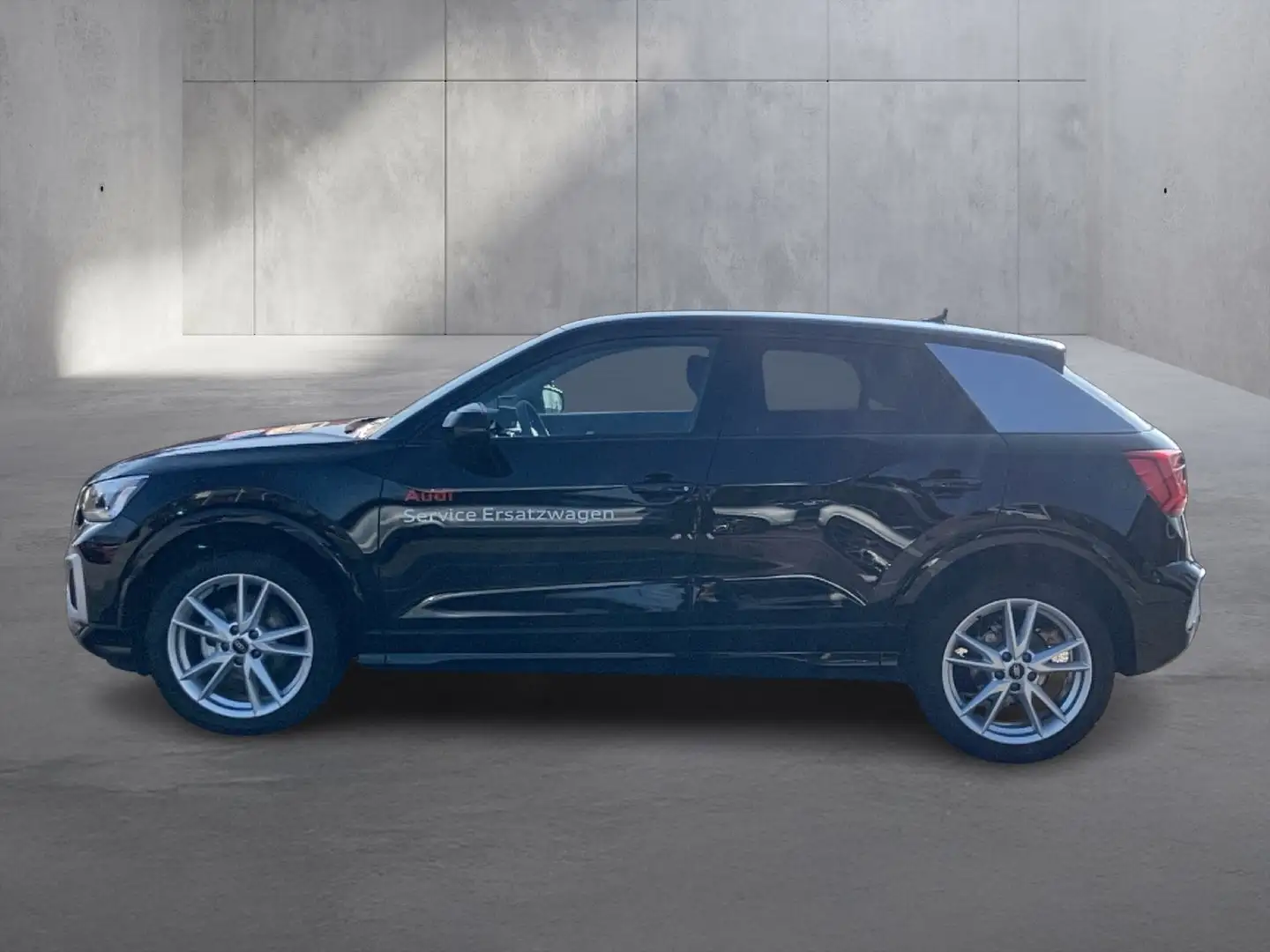 Audi Q2 30 TDI admired Schwarz - 2