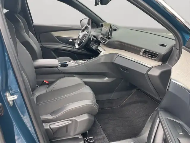 Peugeot 3008 view 9