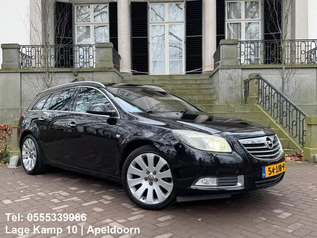 Opel Insignia Sports Tourer 2.0 T Executive 220Pk Automaat Leder