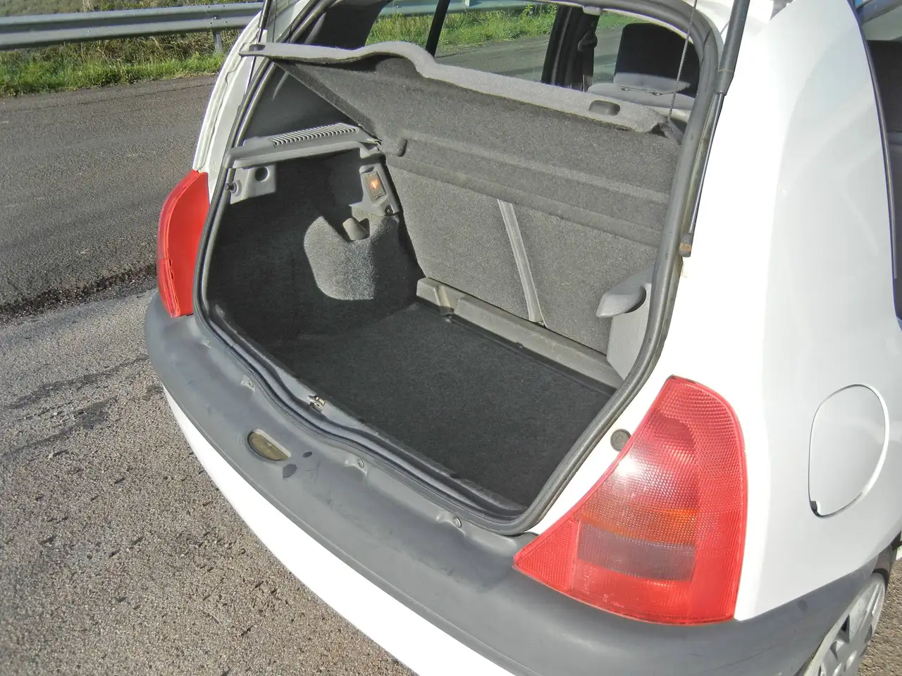 Renault Clio 5p 1.4 RT, foto 4