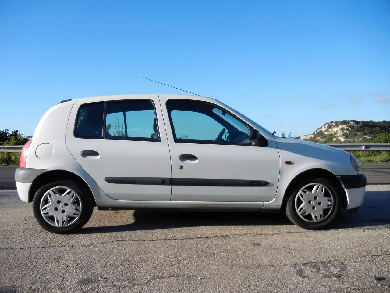 Renault Clio 5p 1.4 RT, foto 9