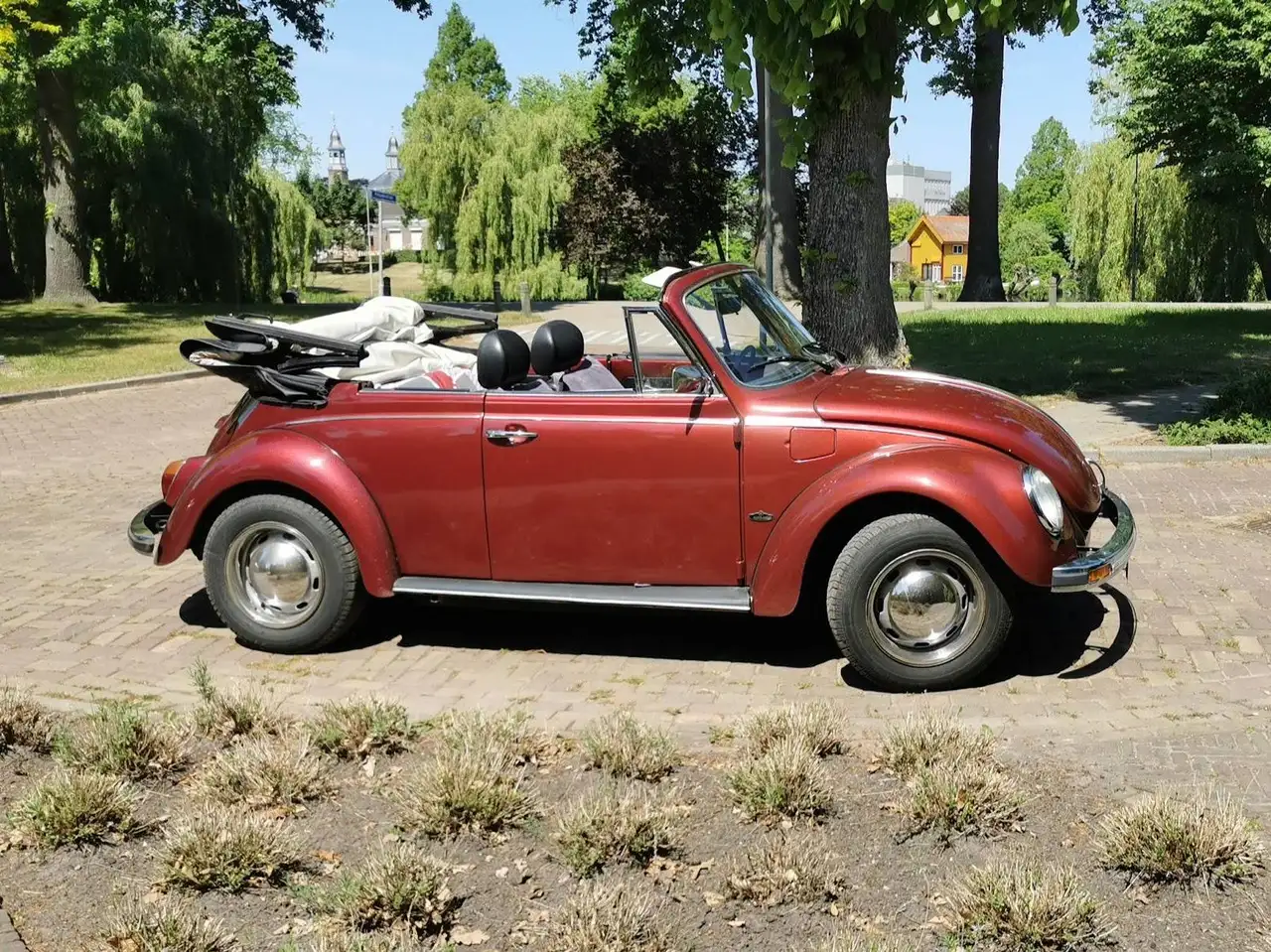 Volkswagen Kever 1303 S Karmann Cabriolet, foto 9
