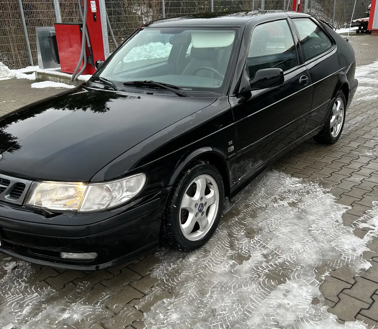 Saab 9-3 2.0 t SE - 2