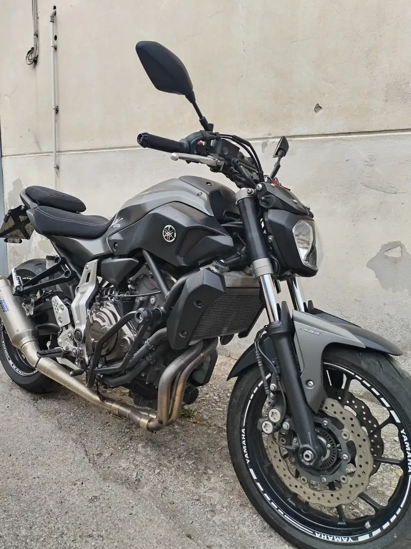 Yamaha MT-07 ABS Gris - 2