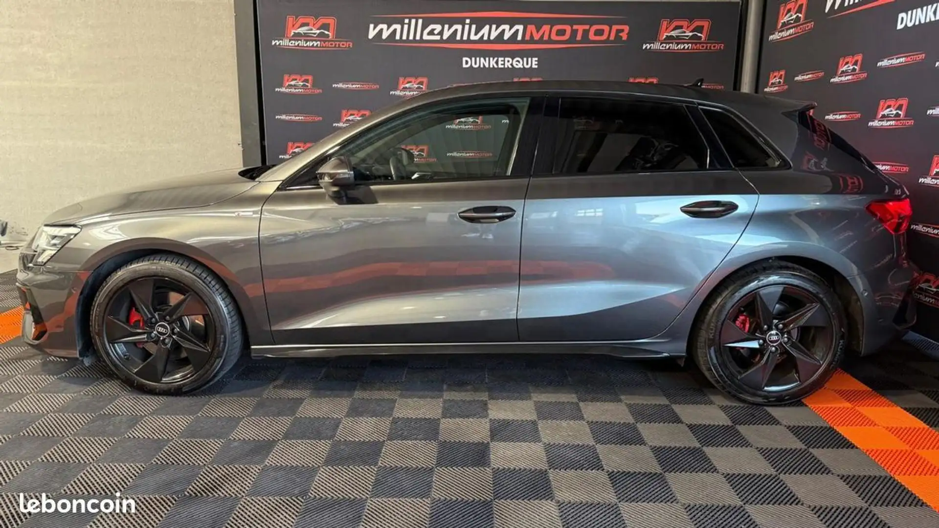 Audi A3 S-LINE 2.0 TDI 150 CV S-Tronic 7 GARANTIE 6 MOIS Gris - 2