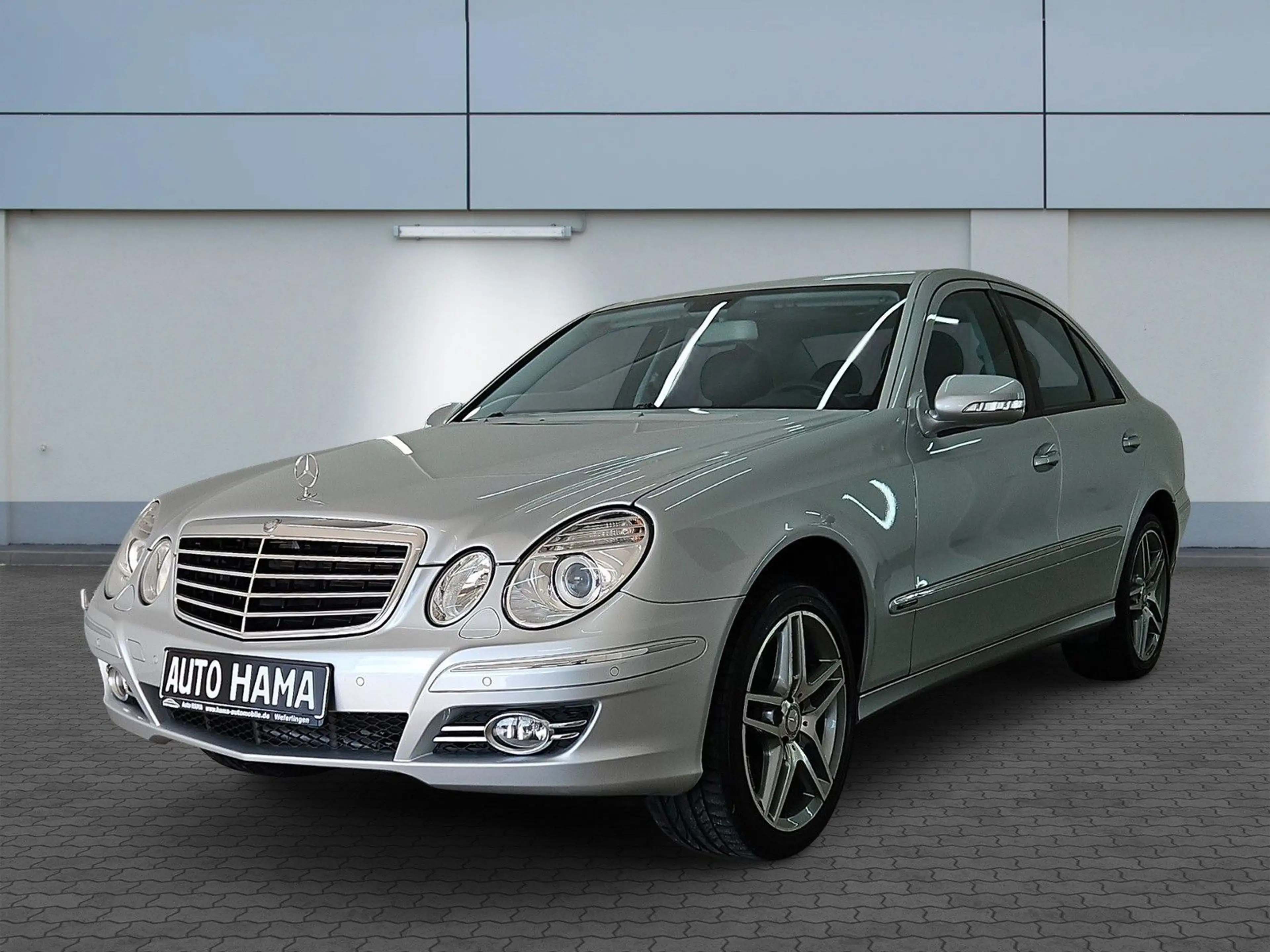 Mercedes-Benz E 350 E350 4Matic *PDC*XEN*MEM*SHZ*ROLLO*TEMP*53TKM*