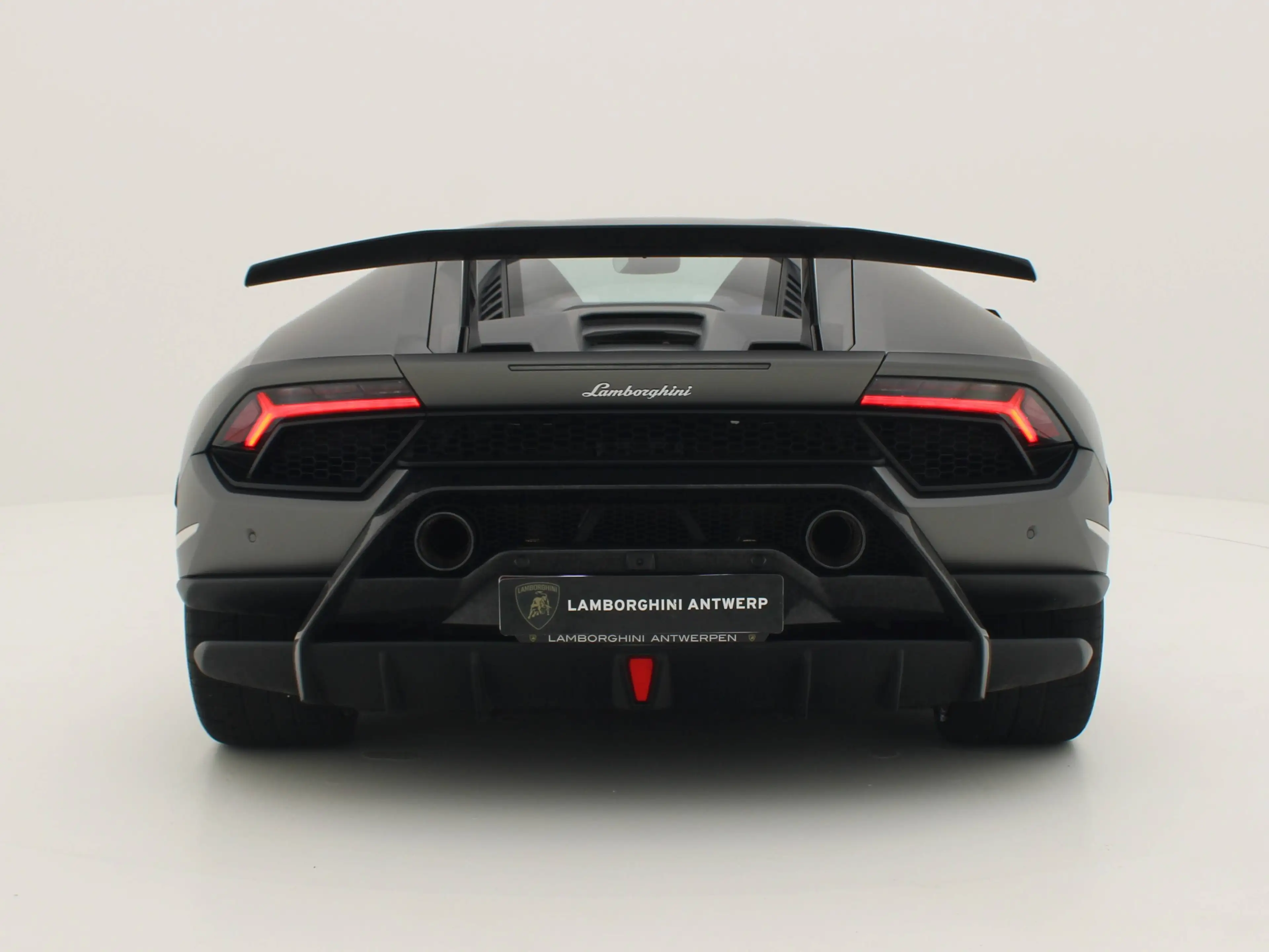 Lamborghini Huracán Selezione - Huracan Performante - LP640-4 - Grigio Titans — photo 12