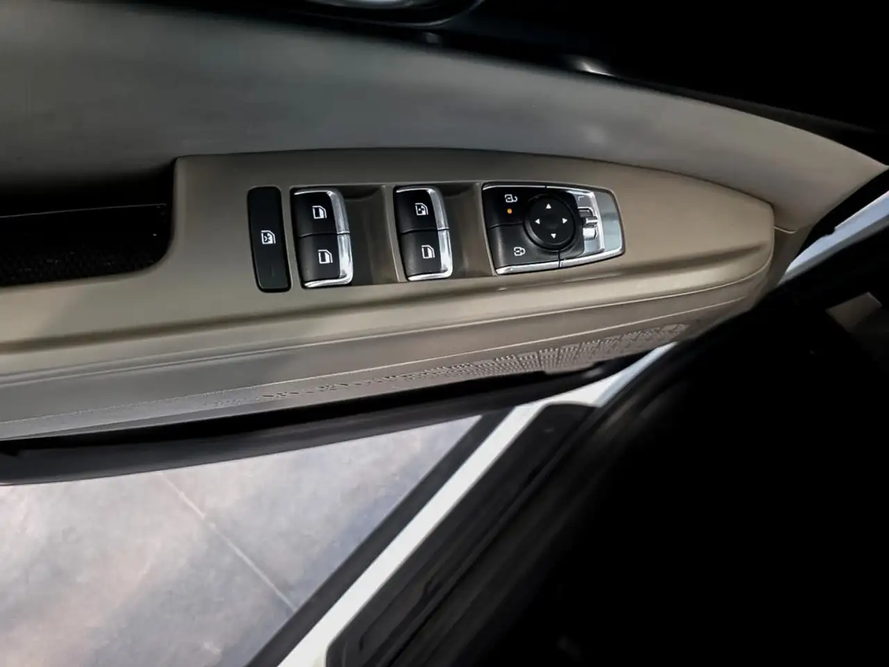 Kia Carnival снимка Kia Carnival