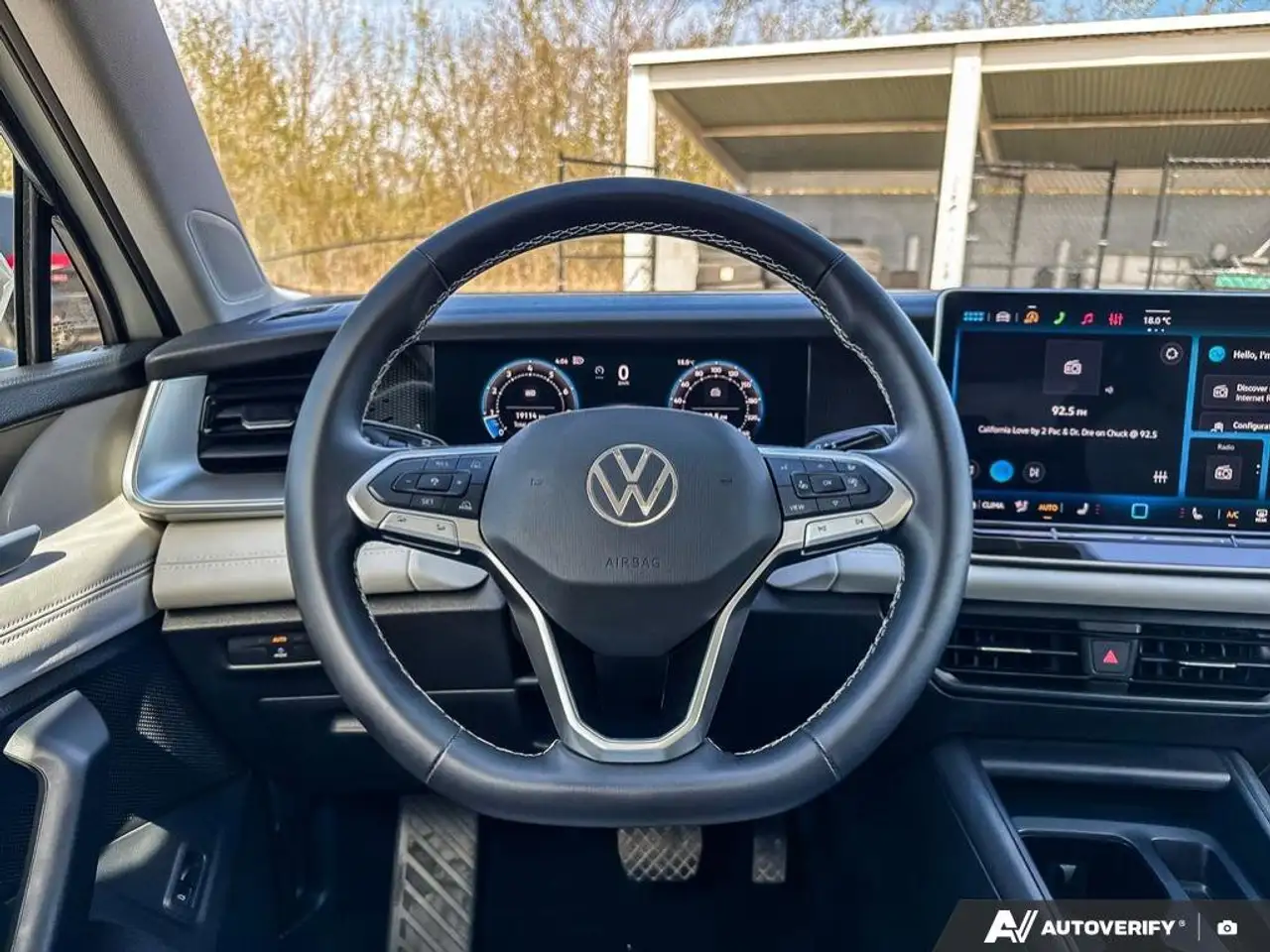 Volkswagen Tiguan снимка Volkswagen Tiguan