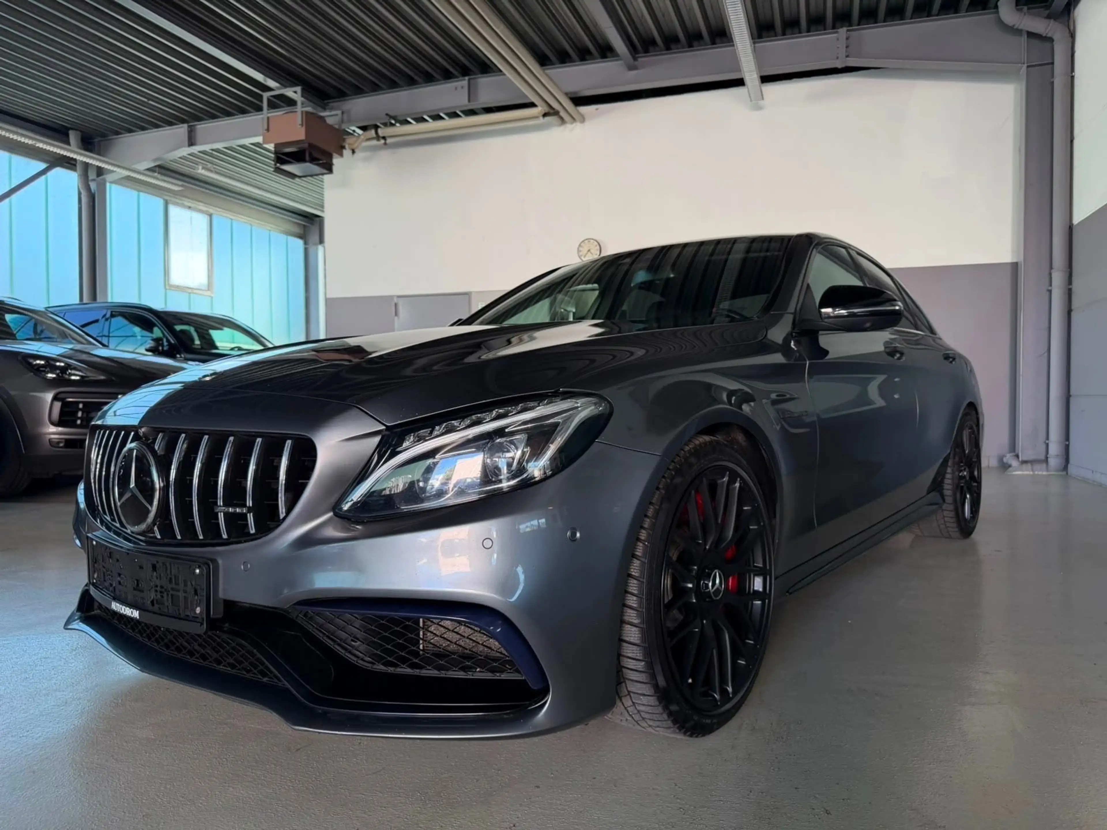Mercedes-Benz C 63 AMG C 63 S AMG Lim. +Memory/Burmester/360°/Keyless — photo 2