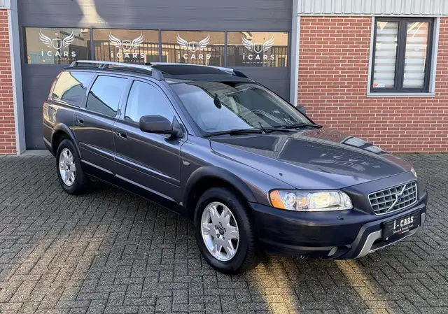 Volvo XC70 2.5 T Summum 1e eigenaar Schuif/kanteldak