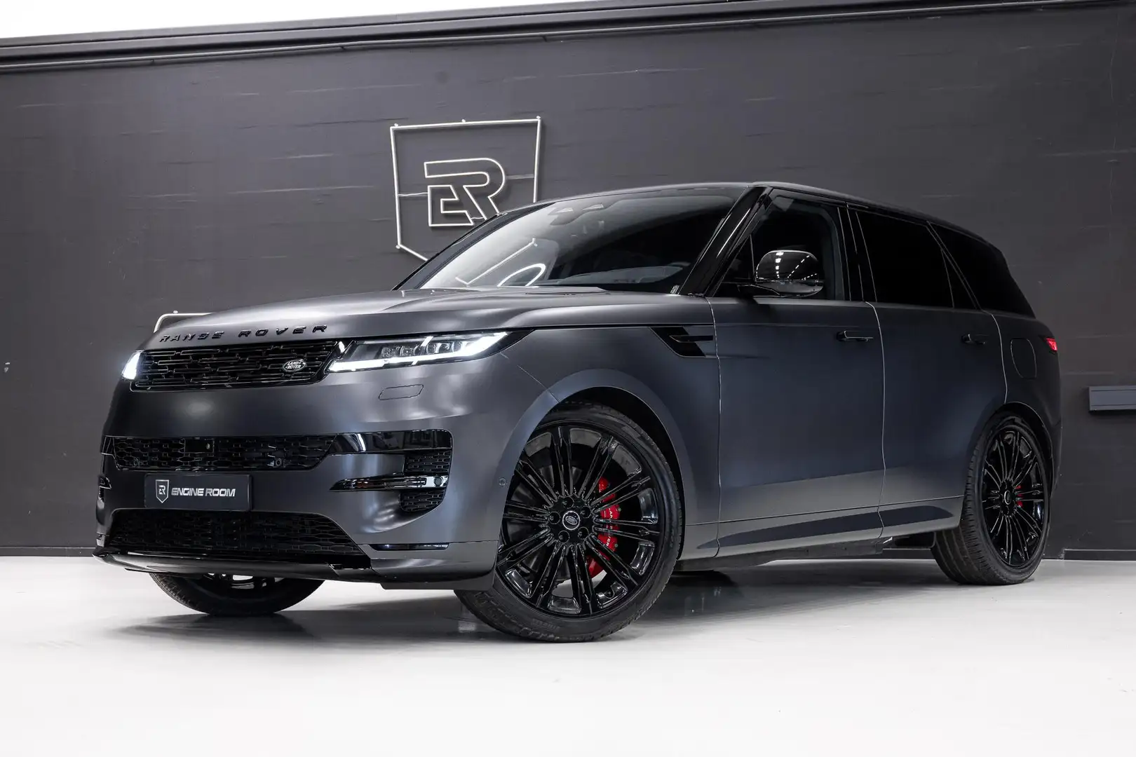 Land Rover Range Rover Sport 3.0 P460e PHEV Unieke Range Rover Sport P460 | Dea Grau - 1
