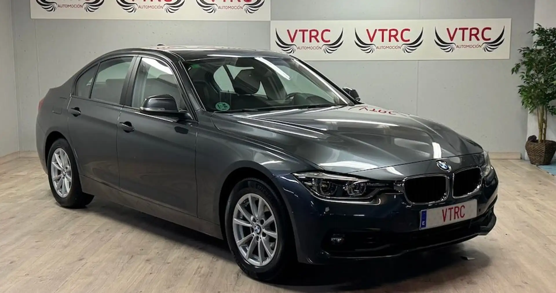BMW 318 318D Gris - 1