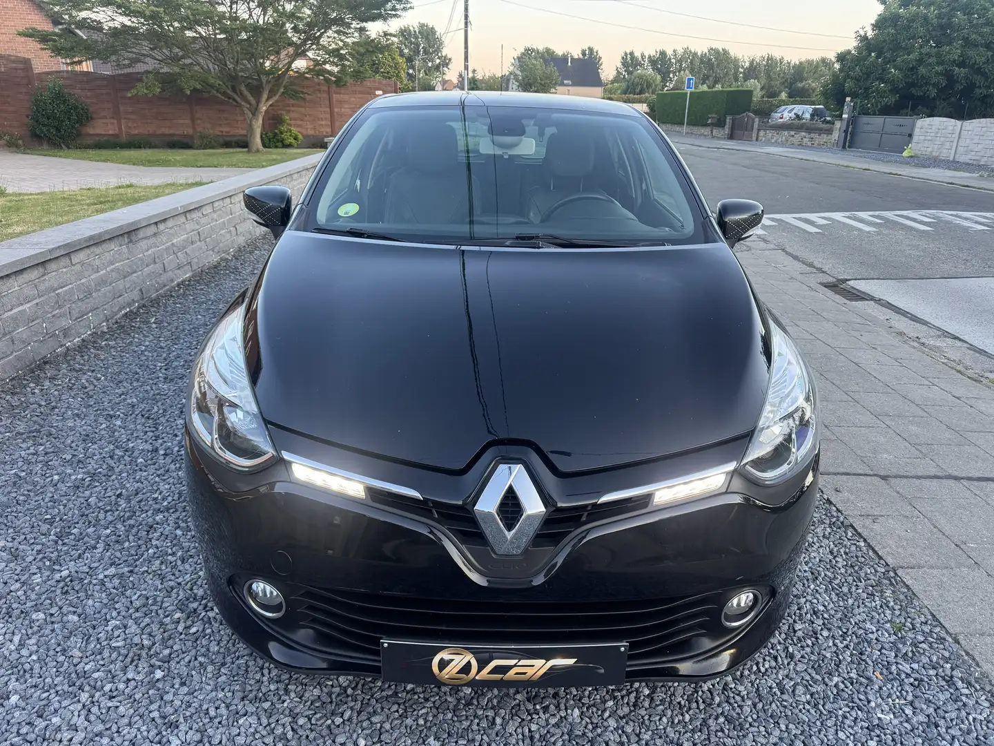 Renault Clio Clio 1.5 dCi Energy Iconic NAVI/TOIT/CAMERA/GARANT Zwart - 2