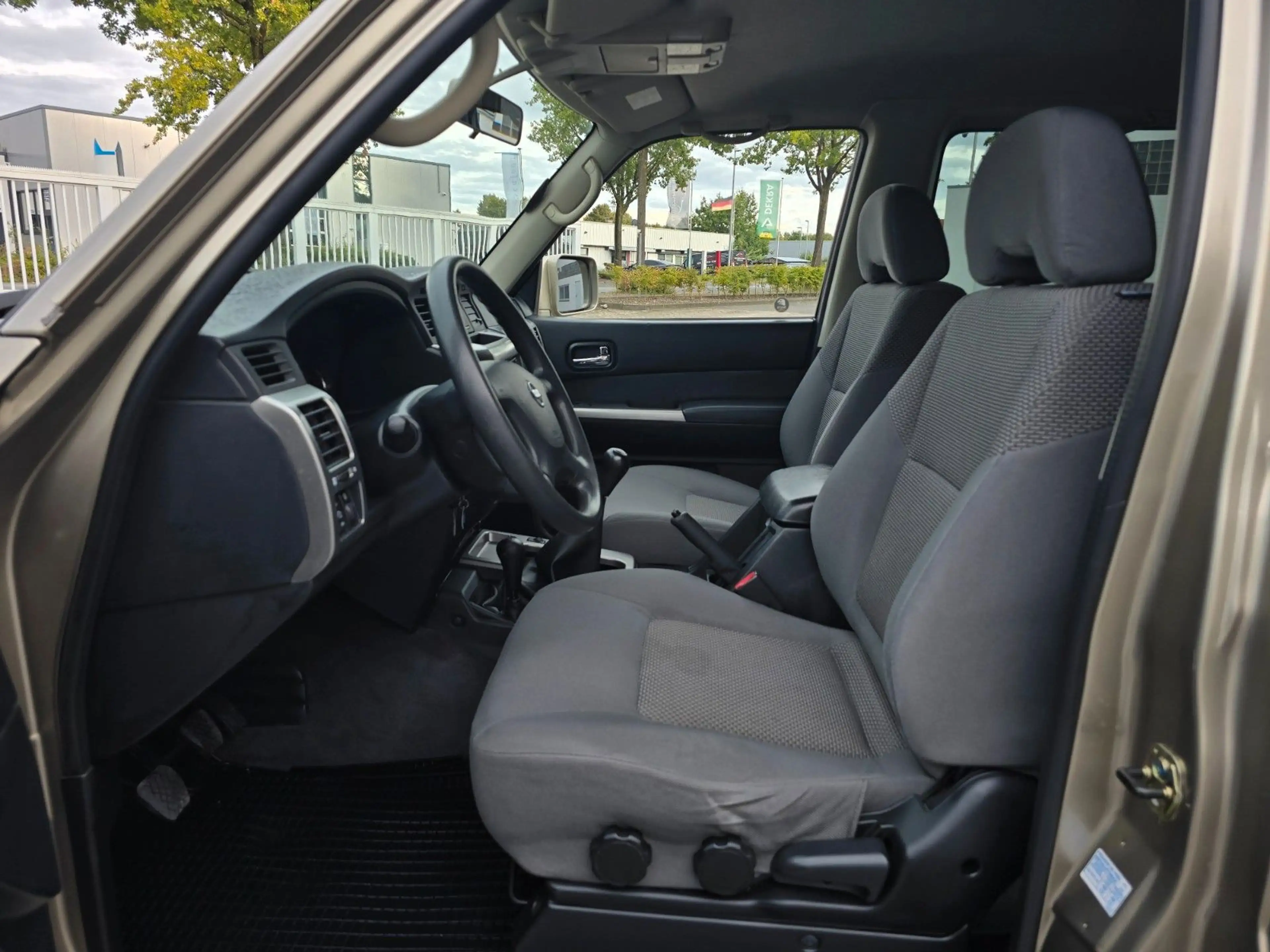 Nissan Patrol 3.0l Di Comfort Diff.Lock 4x4 Klima — photo 8