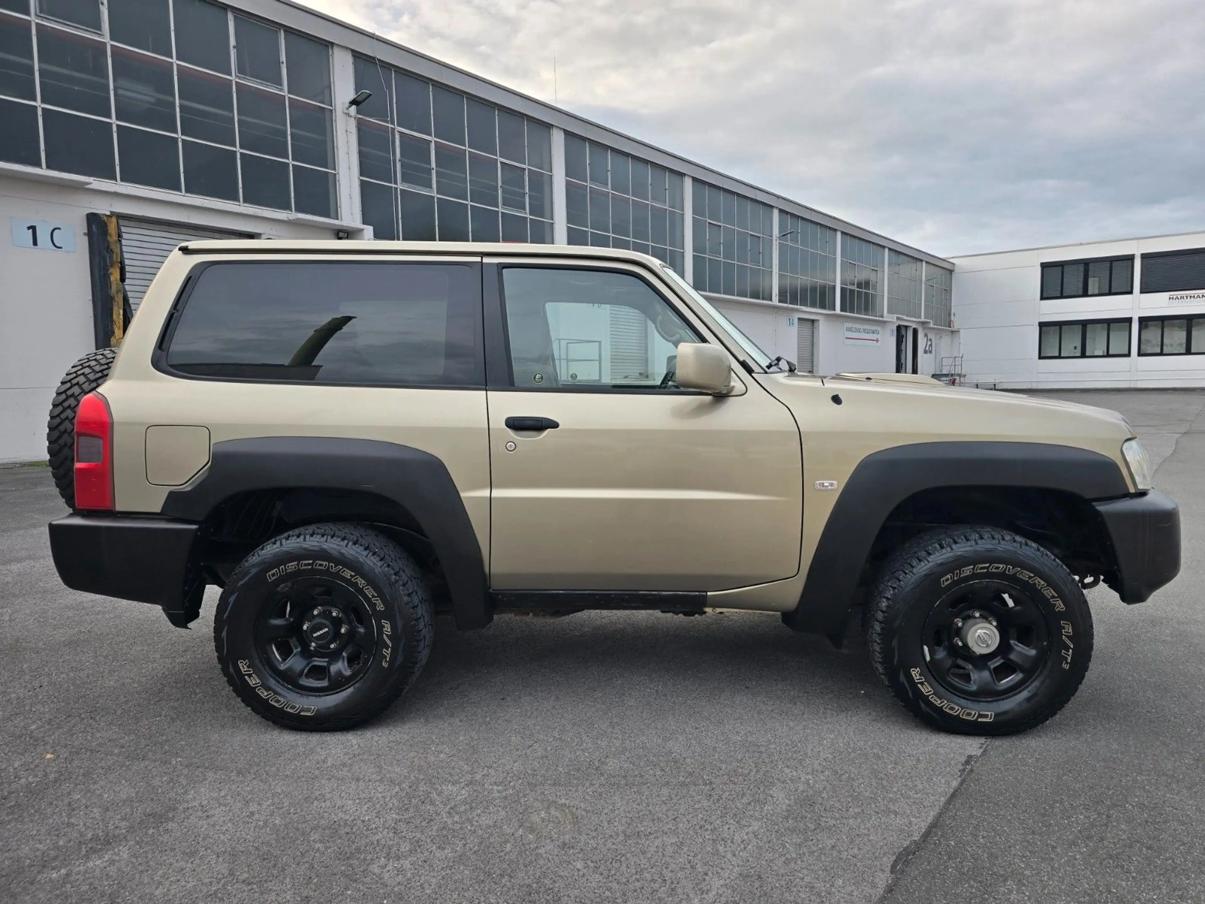 Nissan Patrol 3.0l Di Comfort Diff.Lock 4x4 Klima — photo 6