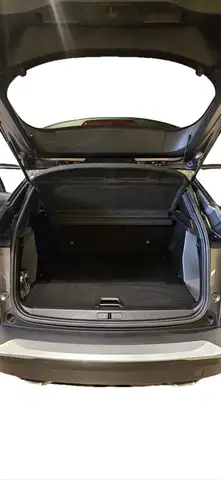 Peugeot 2008 view 11