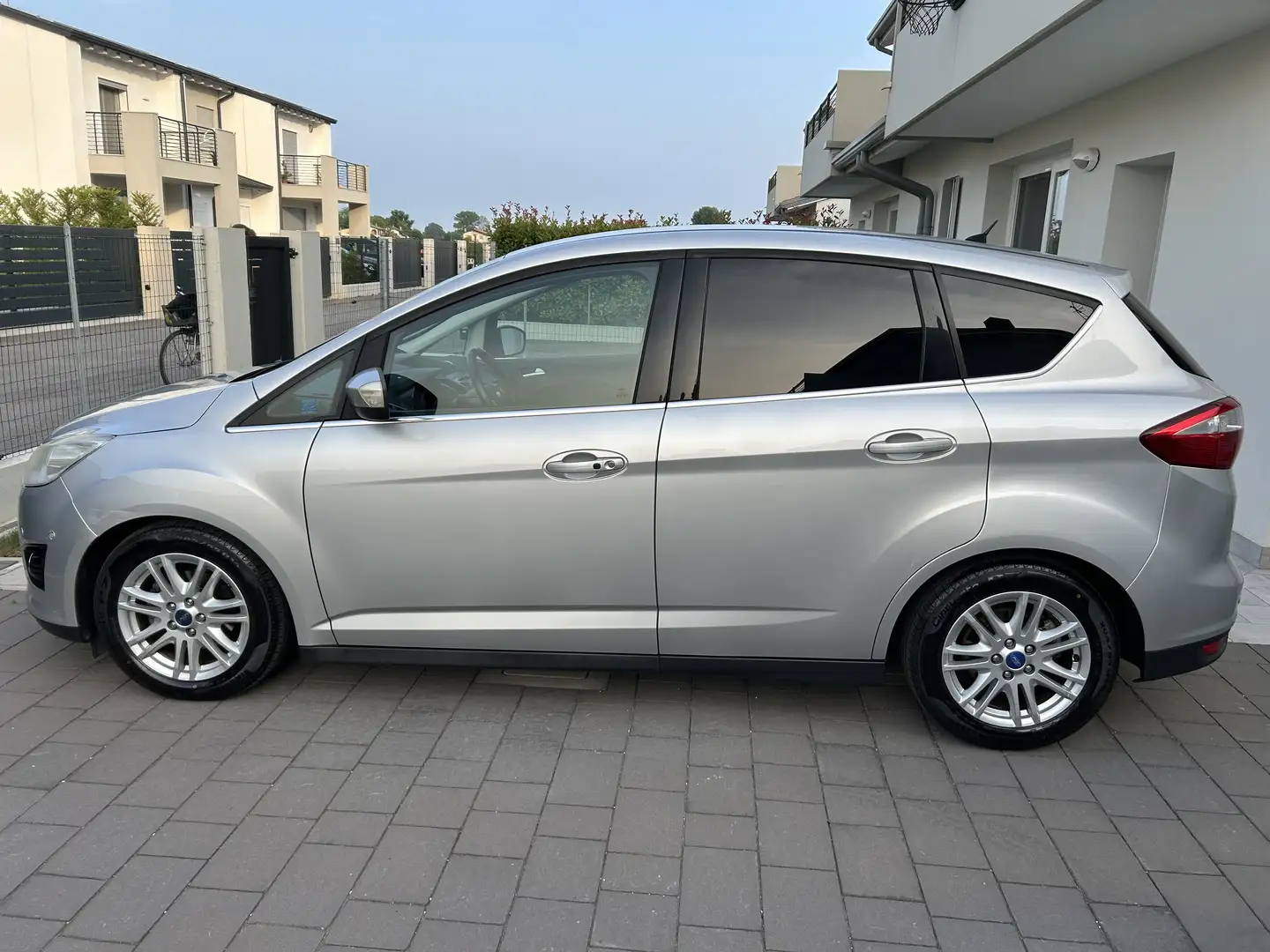 Ford C-Max 1.6 TDCi Titanium - 1