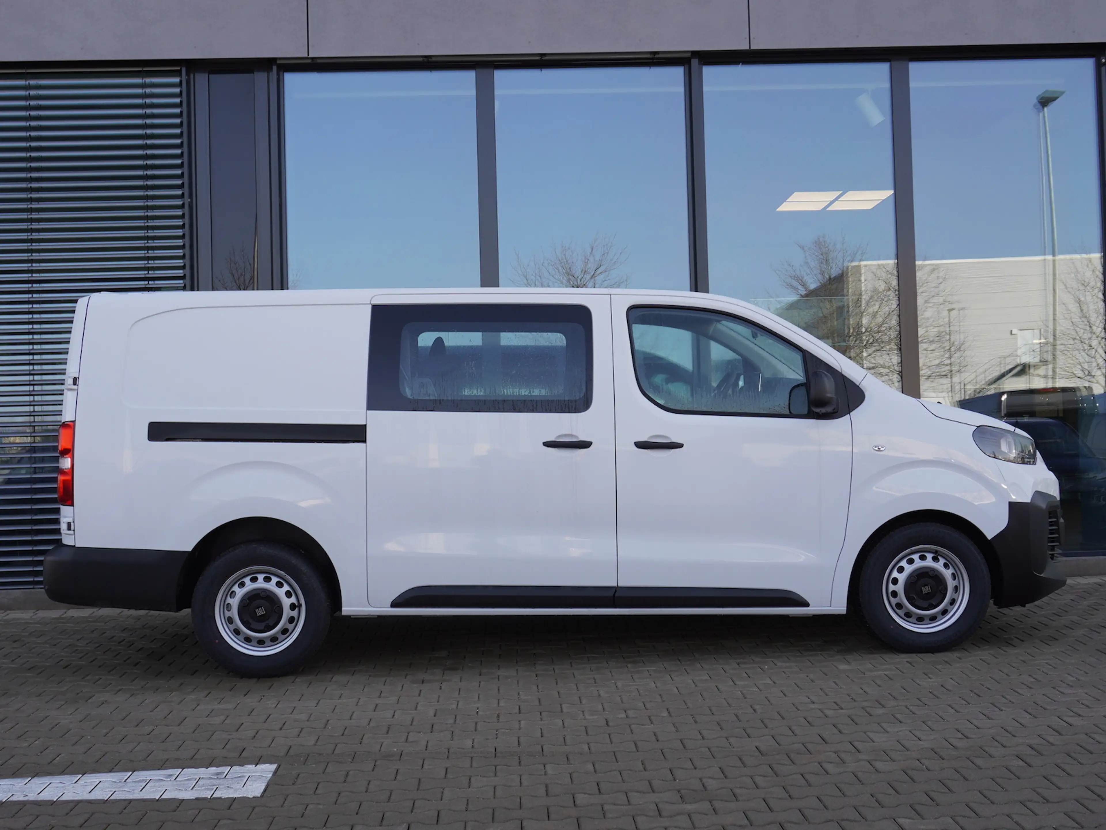 Fiat Scudo Flexcab L3 150 / 6-Sitzer + Winterpaket — photo 3