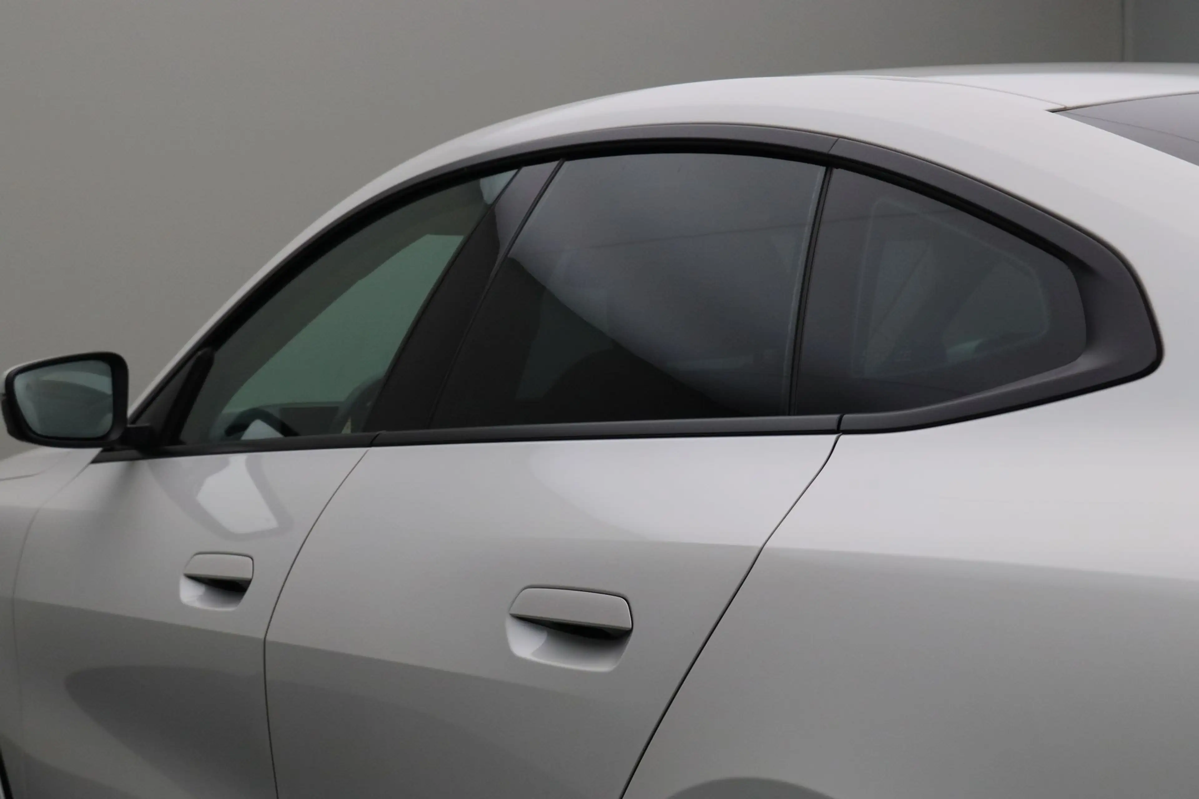 BMW i4 eDrive40 High Executive 84 kWh | Driving Assistant — photo 4