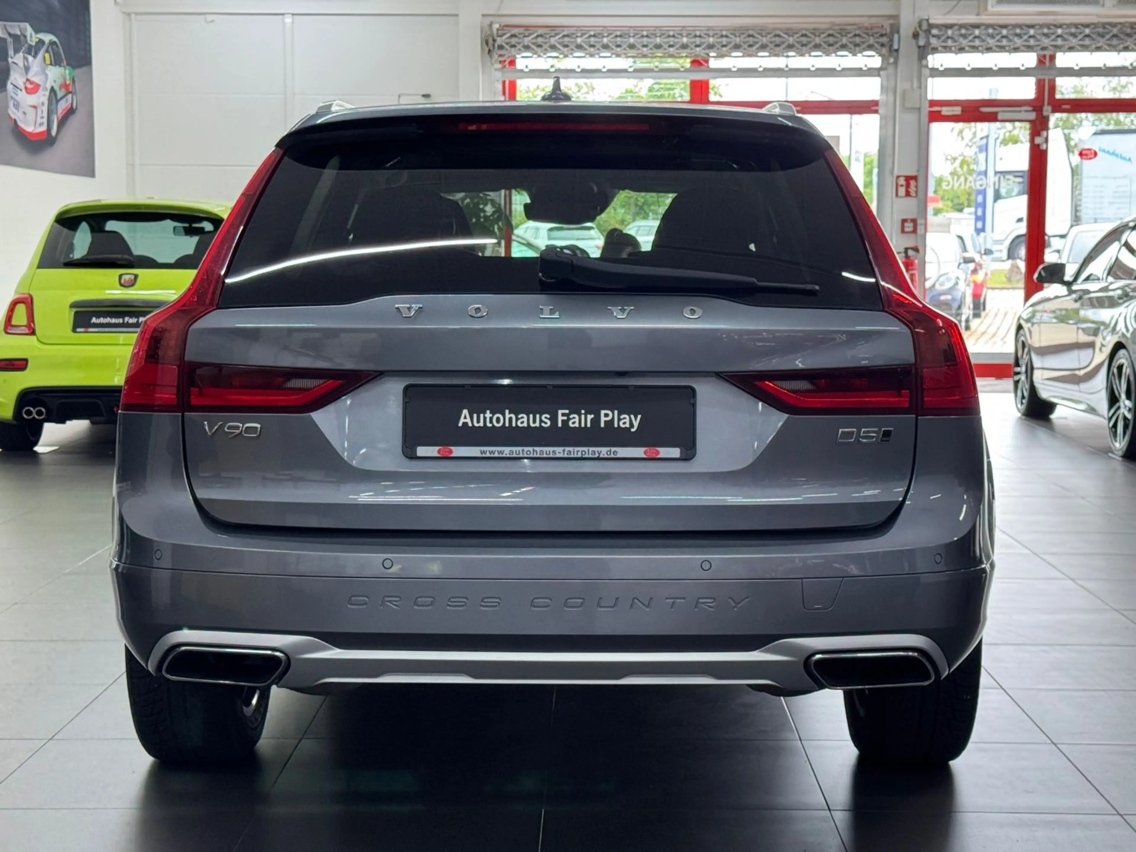 Volvo V90 Cross Country Pro SITZLÜFTUNG/Vmax 230km/h ! — photo 5