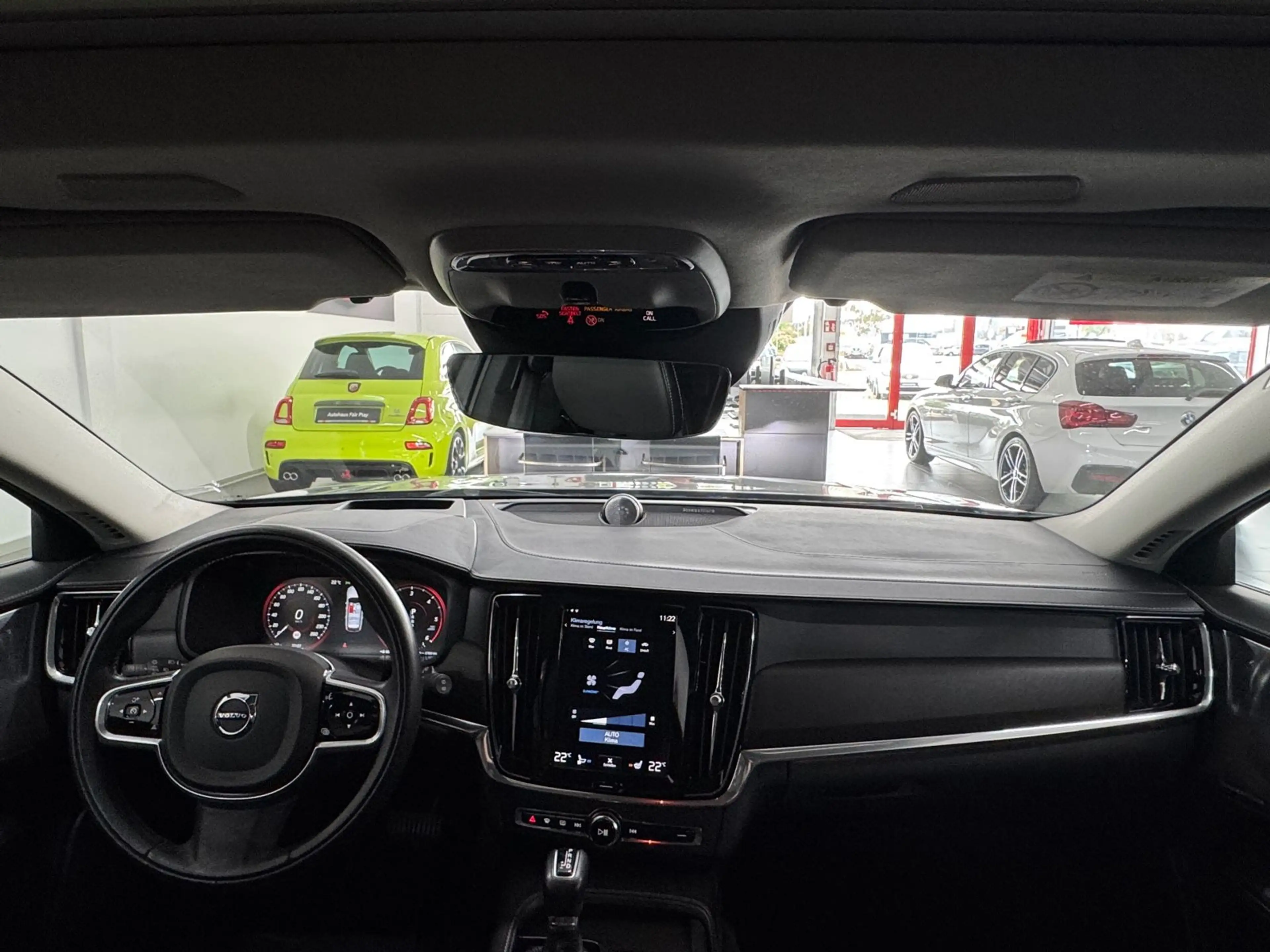 Volvo V90 Cross Country Pro SITZLÜFTUNG/Vmax 230km/h ! — photo 10