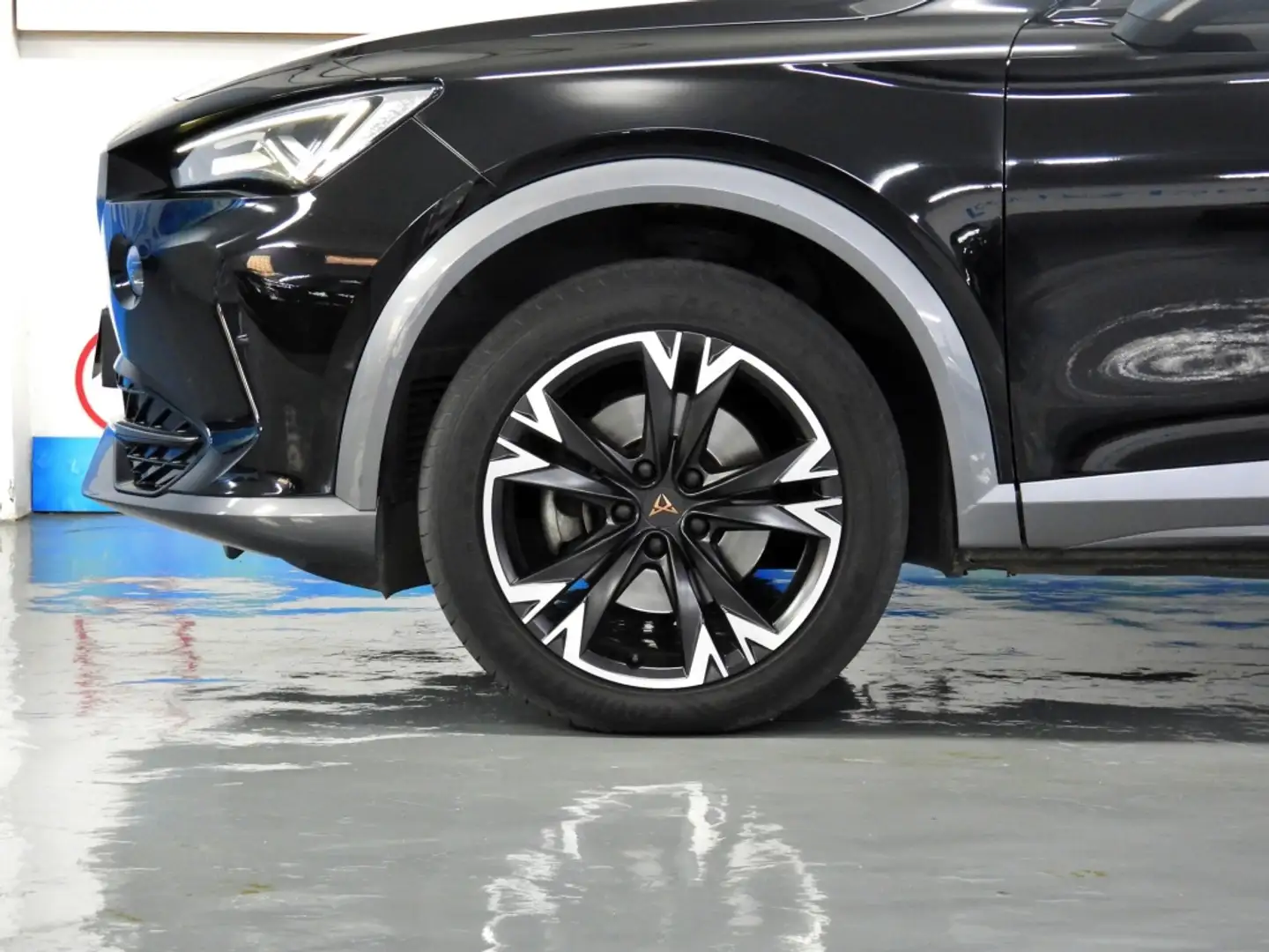 CUPRA Formentor 2.0 TSI 190 DSG 4Drive Noir - 2