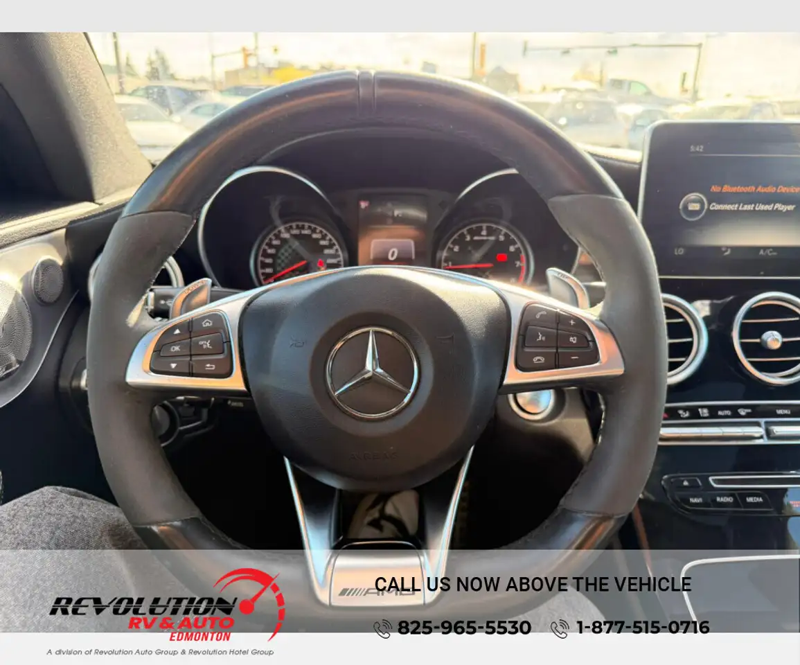 Mercedes-Benz C-Class снимка Mercedes-Benz C-Class