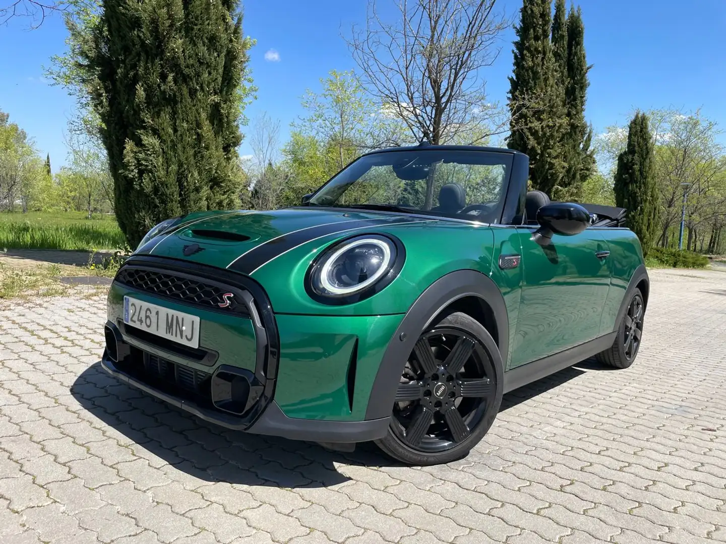 MINI Cooper Cabrio S 2.0 178cv 7 vel. *IVA deducible* *Garantía * *2 Verde - 1