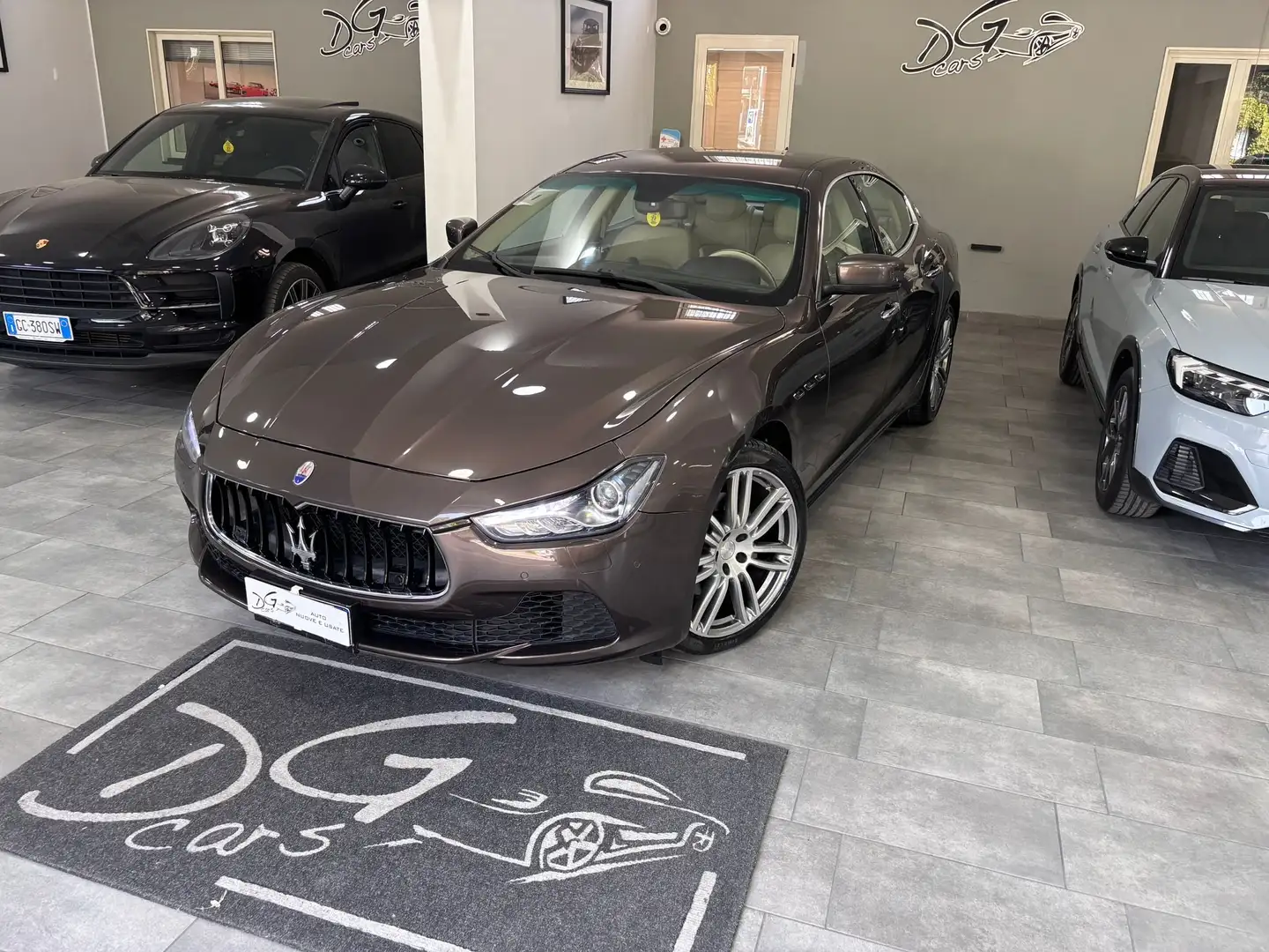 Maserati Ghibli V6 DIESEL 275CV Grigio - 2