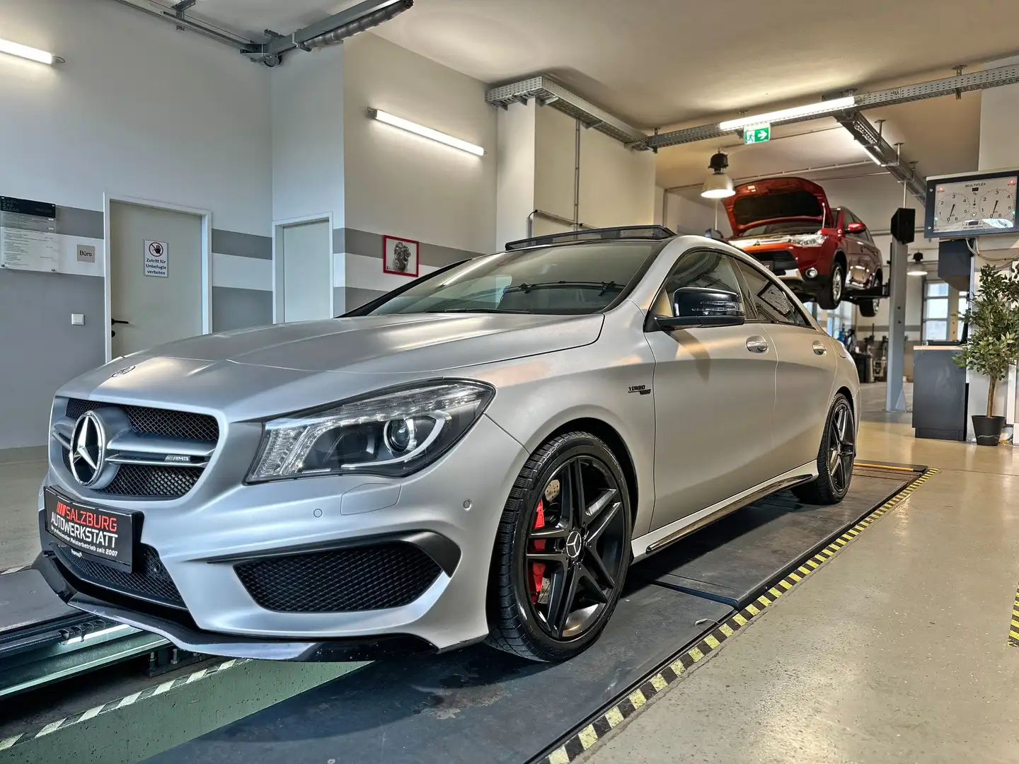 Mercedes-Benz CLA 45 AMG 4MATIC Aut. Coupé Unfallfrei | Pop&Bang | Pano Argent - 2