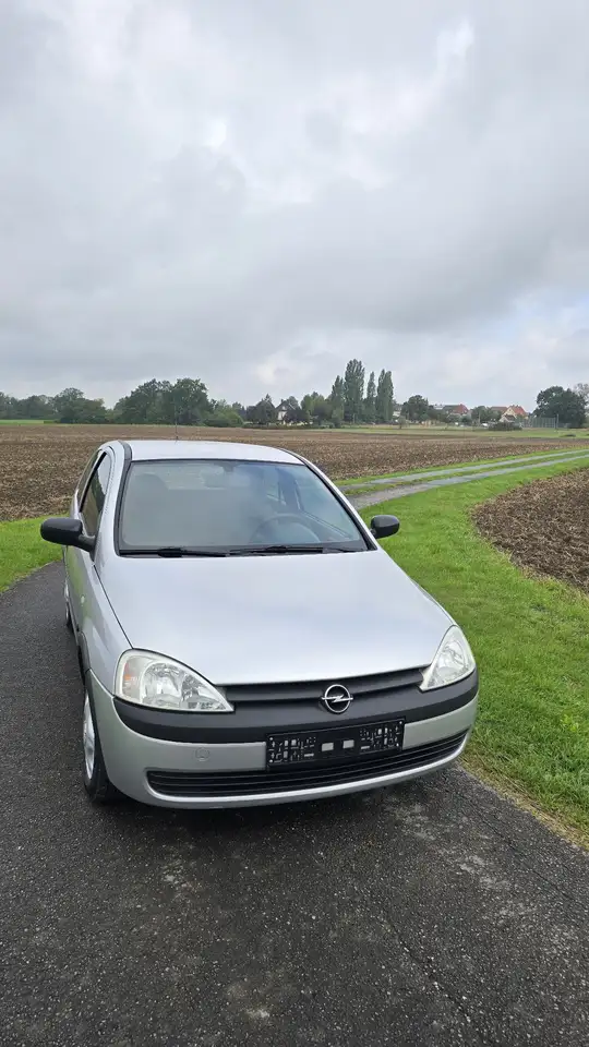 Opel Corsa 1.2 16V, foto 2